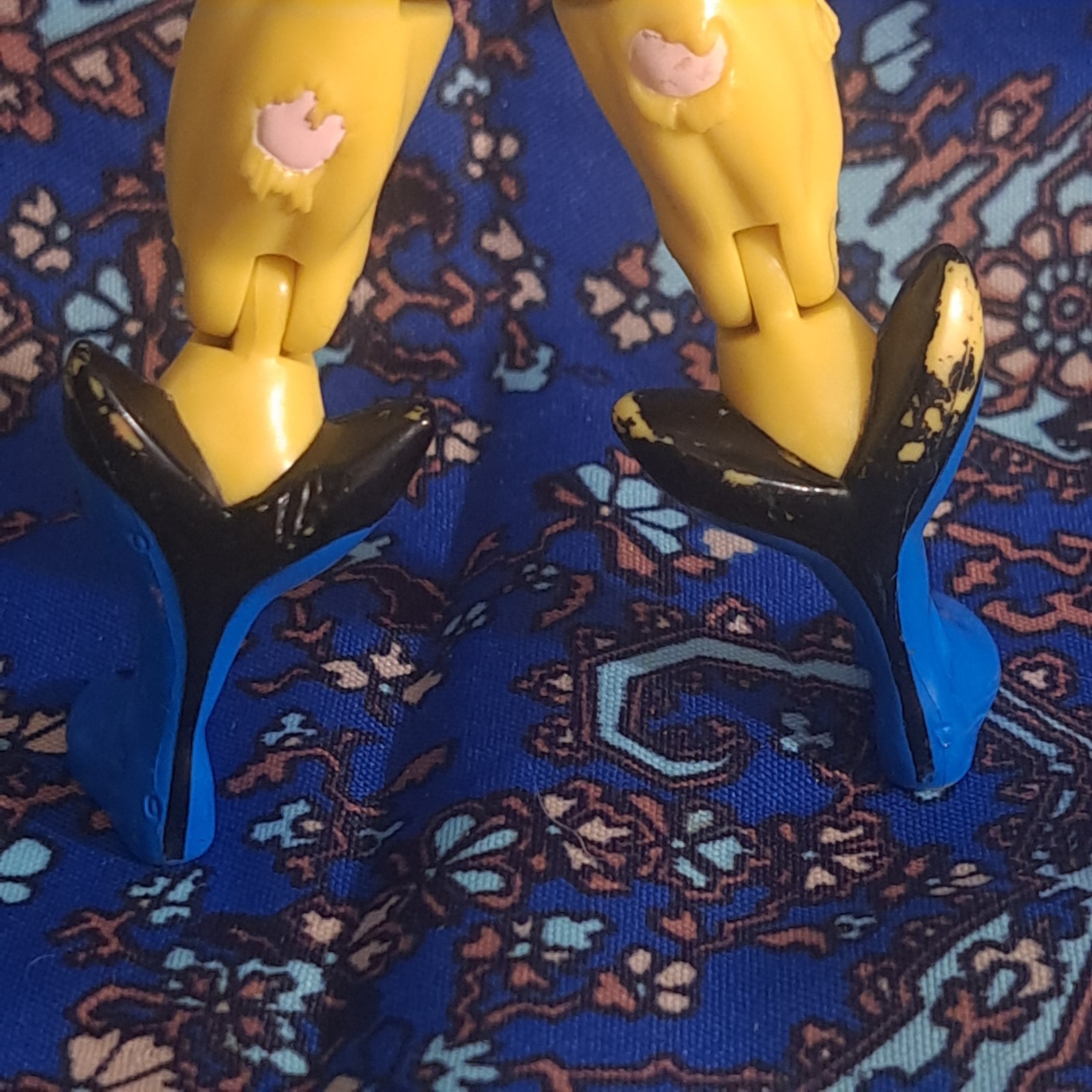Marvel X-Men Battle Ravaged Wolverine & Captive Sabretooth 5” Toybiz 1995 LOT