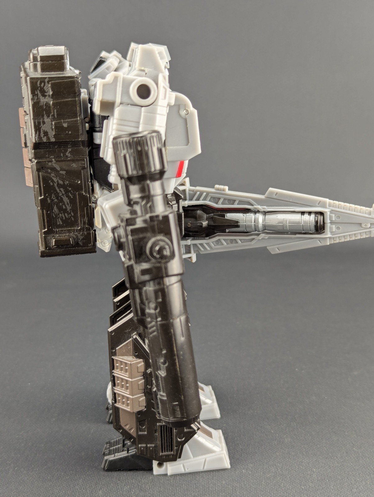 Transformers Siege Megatron complete Hasbro WFC Generations Voyager