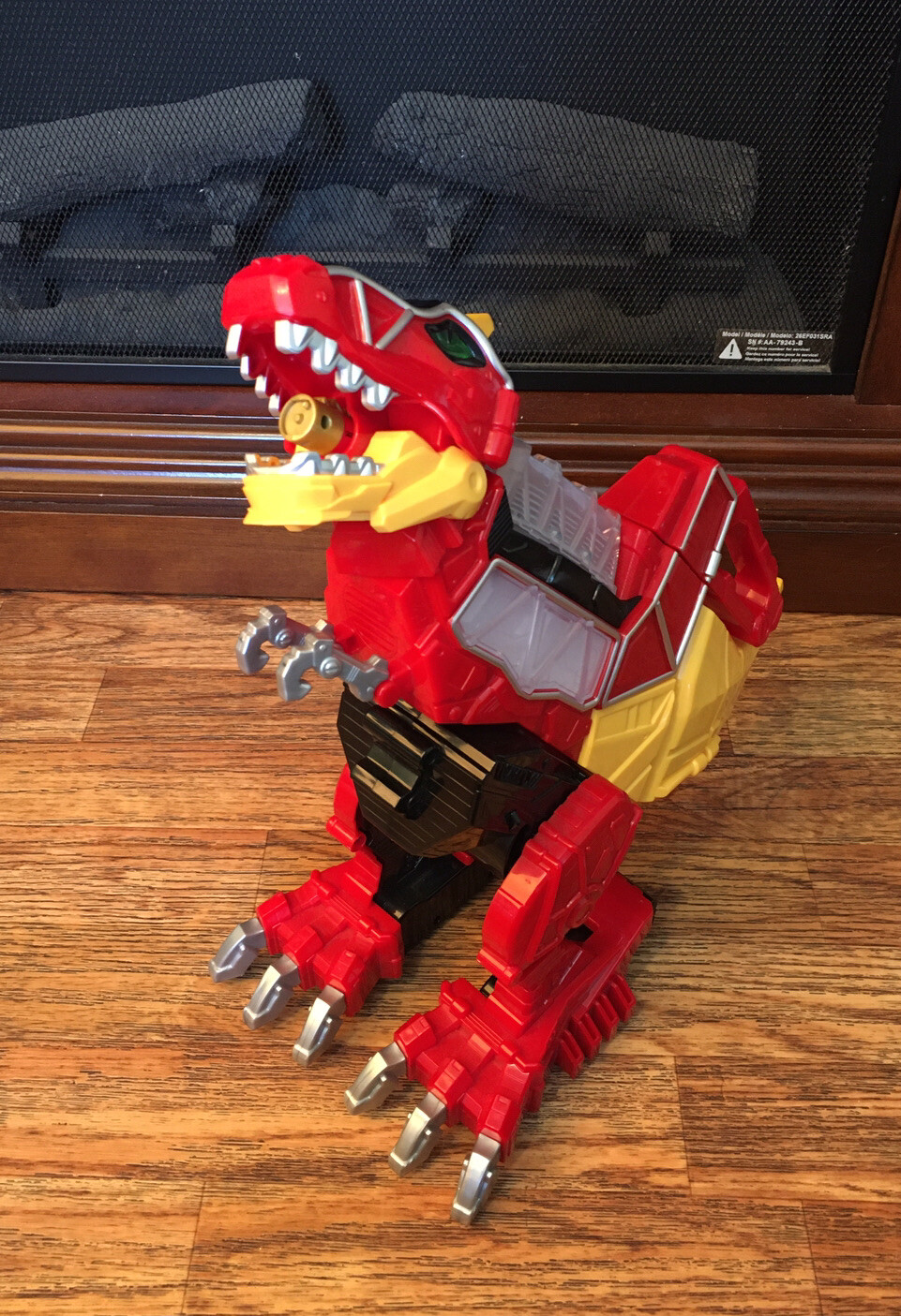 Power Rangers Dino Charge Rumble N Roar T Rex Zord with Charger Bandai 2015