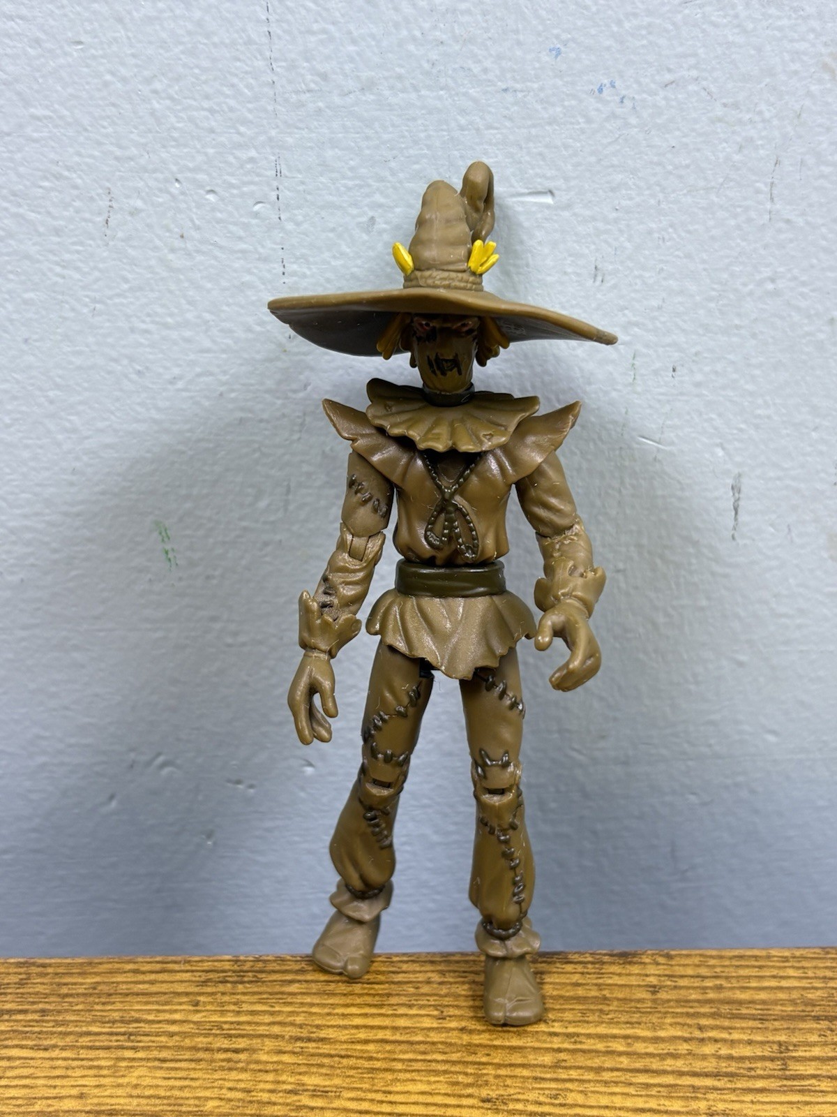 2009 Mattel DC Universe Infinite Heroes Scarecrow Series 1 #22 Figure Loose 3.75