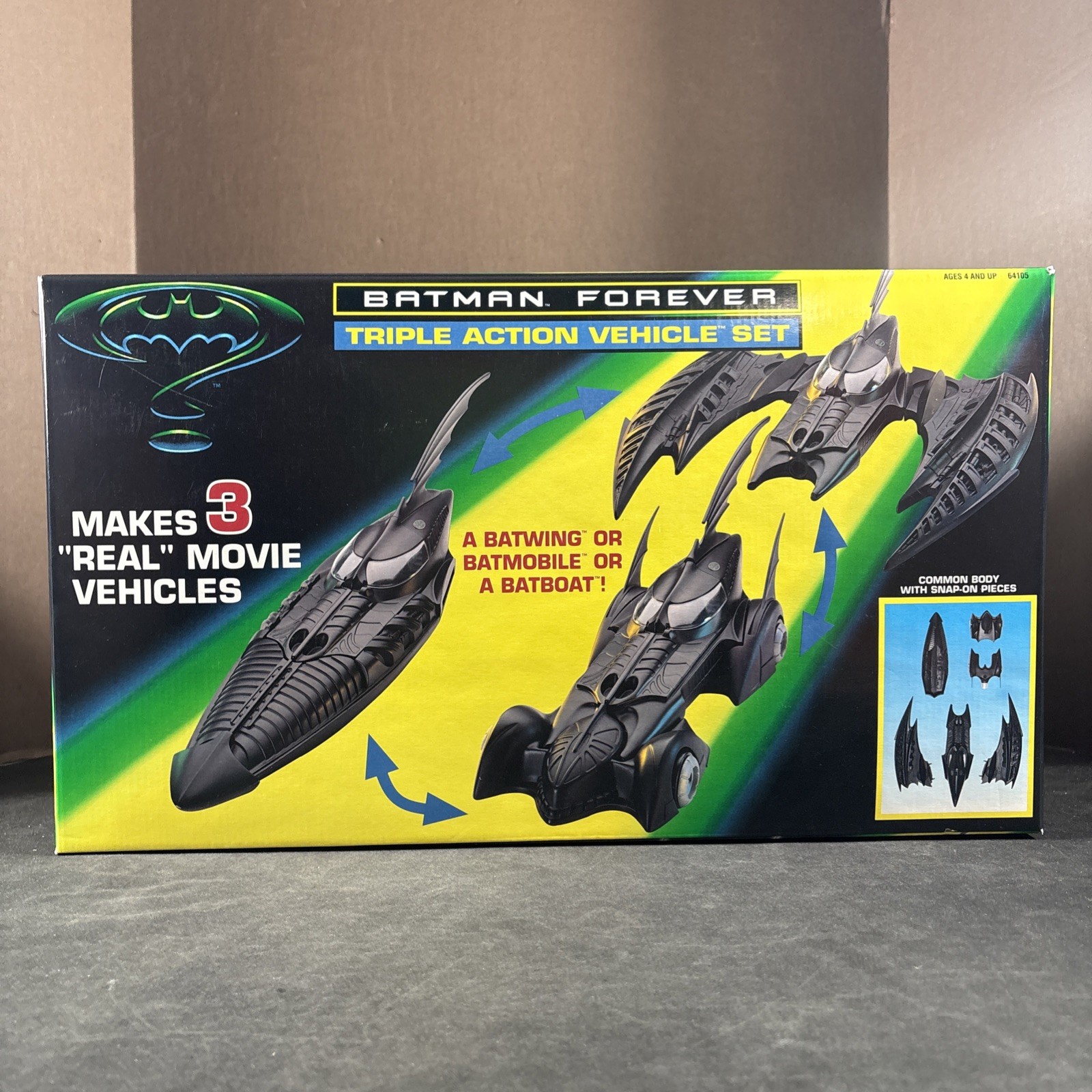 1996 BATMAN FOREVER BATMOBILE TRIPLE ACTION VEHICLE SET NEW SEALED BATWING KENNE