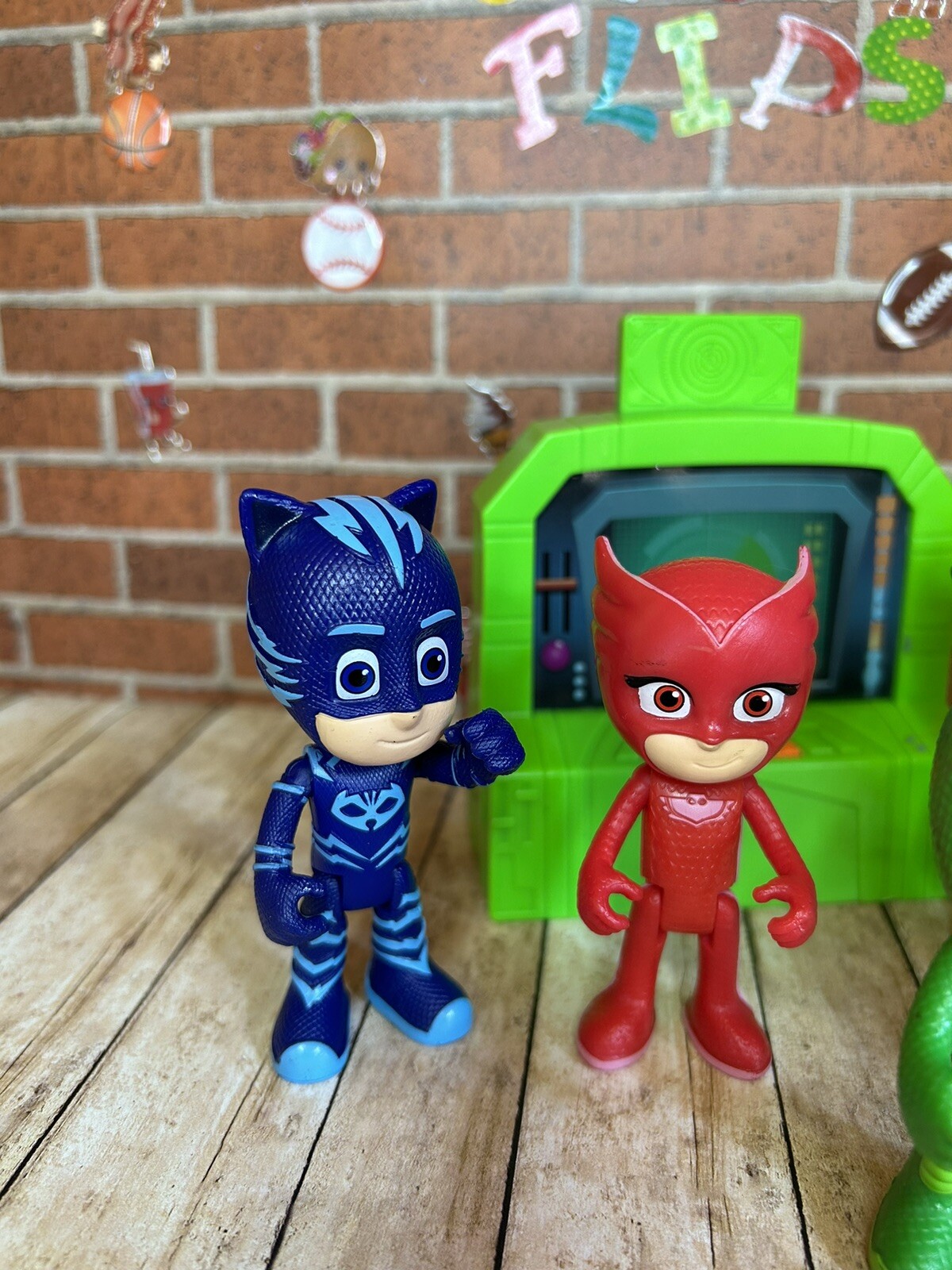 PJ Masks Figure Lot Wolfie, Gecko,cat Boy, Romeo 3”Action Figure Lot A2-00