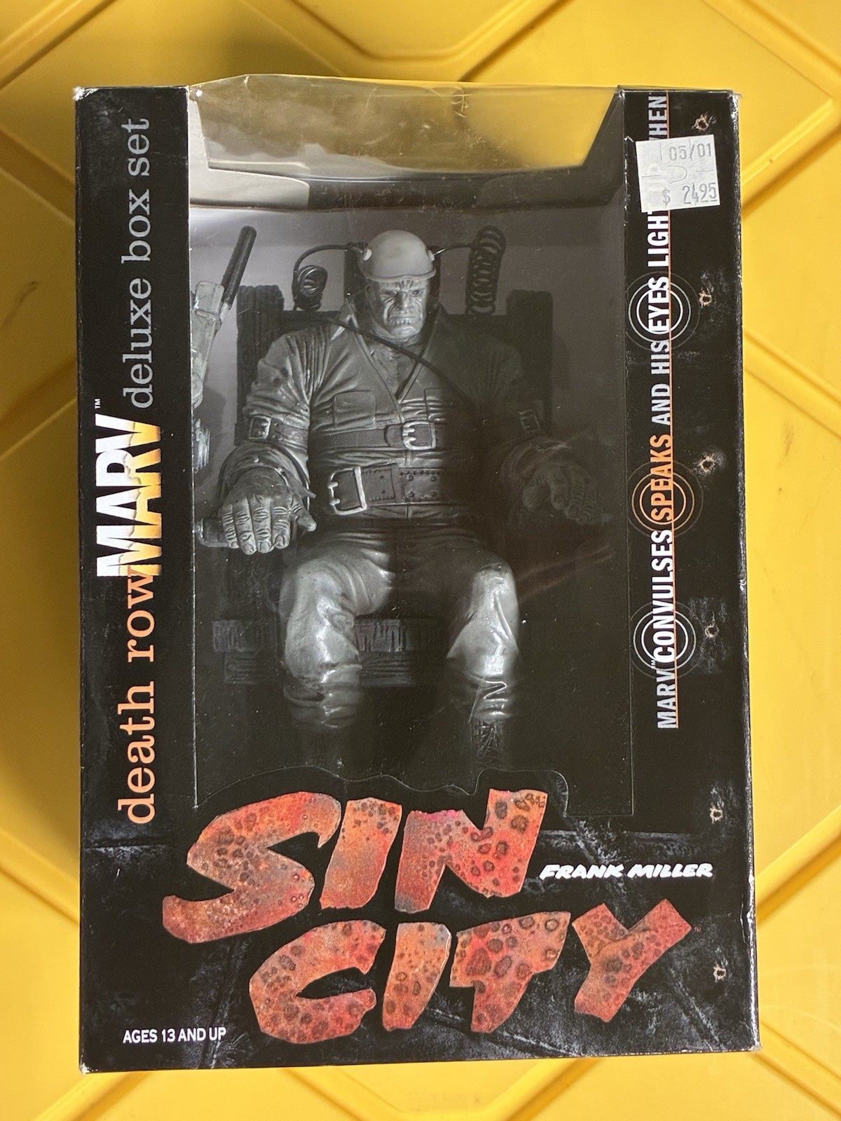 1999 McFarlane Toys Frank Miller Sin City Death Row Comics Marv Deluxe Box Set