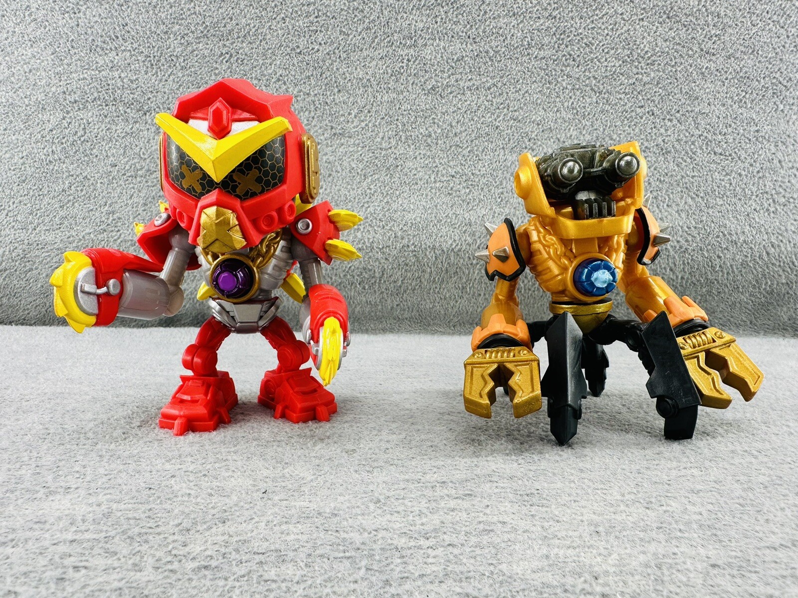 TREASURE X ROBOTS GOLD – Crab Robots, Robots Gold Blingjaro & 4 Base D1