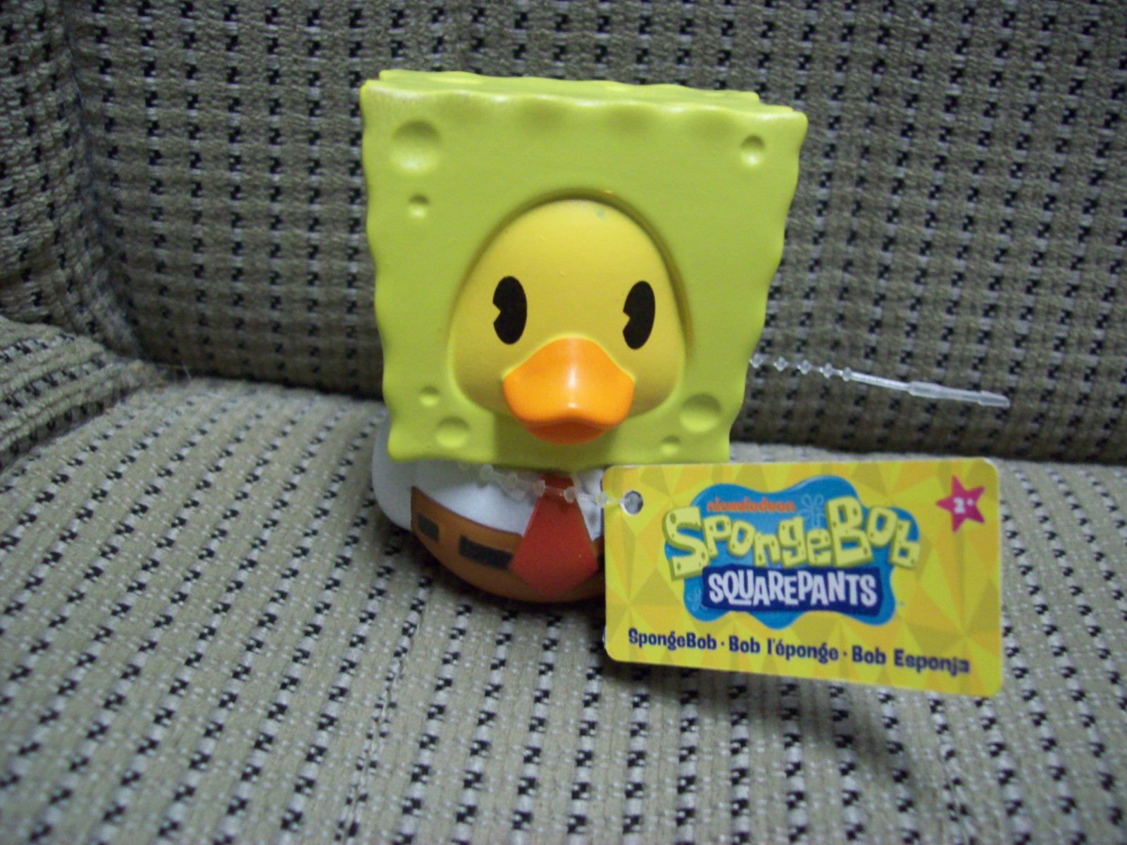 SpongeBob SquarePants, Nickelodeon 2.75&Prime; Rubber Duck with tag attached New!