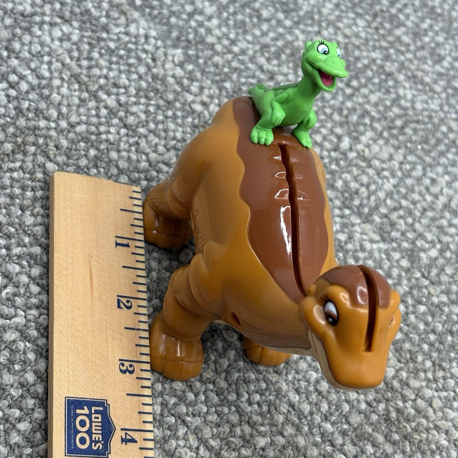Universal Studios Land Before Time LittleFoot Ducky Piggy Coin Bank Toy VTG