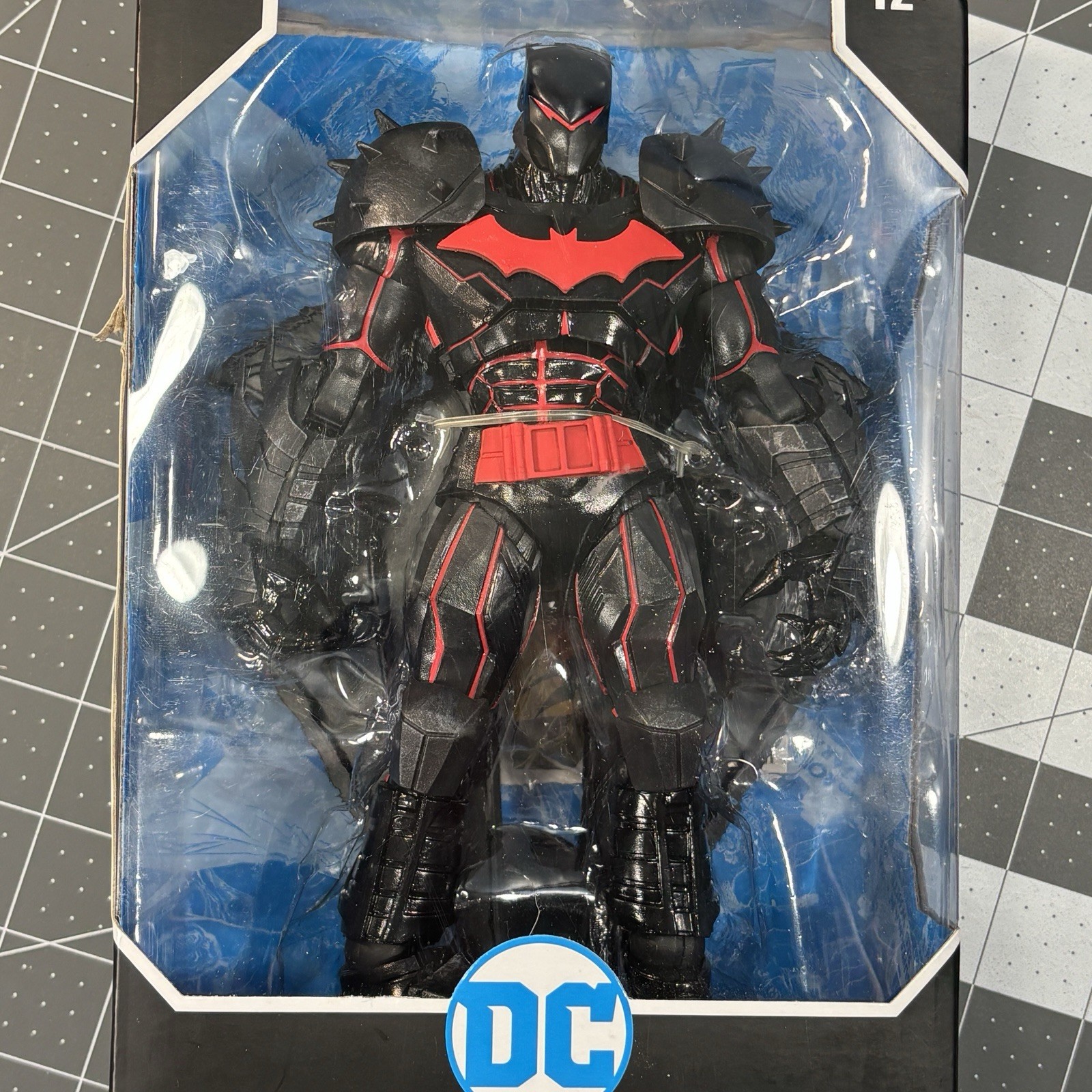 Batman Hellbat Suit Figure DC Multiverse 7” McFarlane Toys Trading Card 2021 NEW