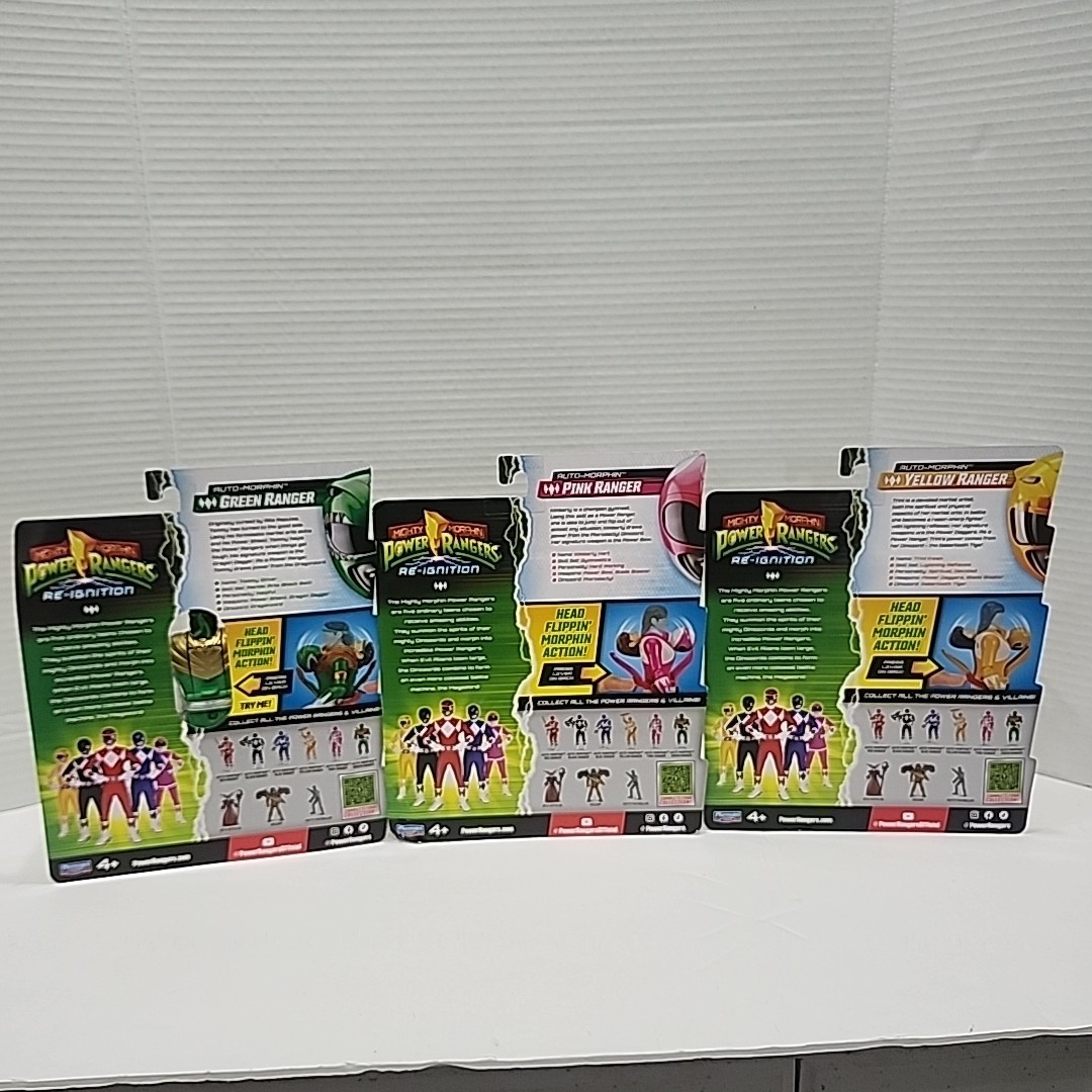 Power Rangers Re-Ignition Auto Mighty Morphin Head-Flippin&rsquo; Lot Set Playmates