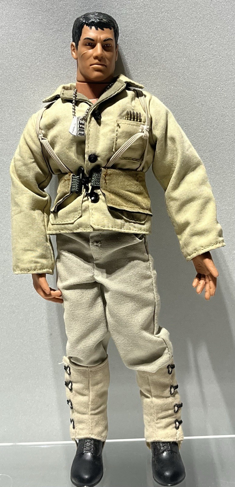 GI Joe Historical Editions, Life Magazine Fashion Doll Action Figure Hasbro 2001