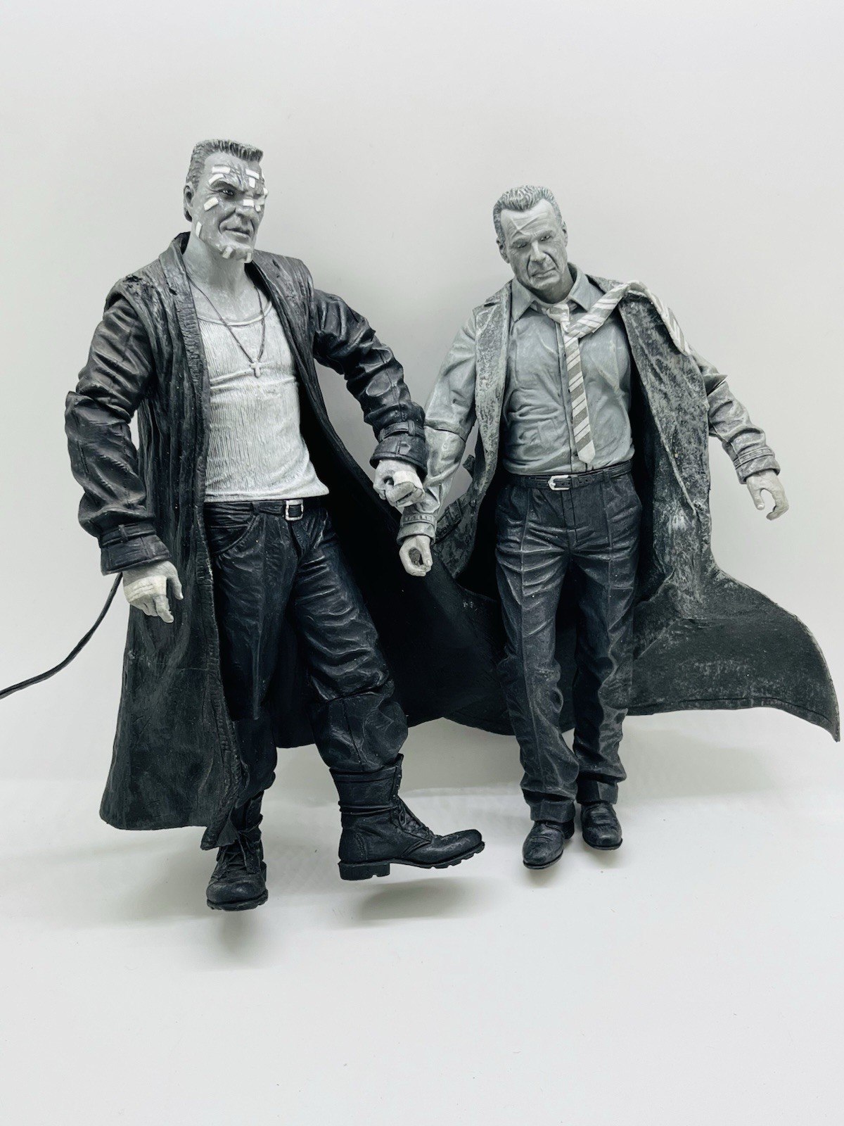 NECA Sin City Figures Lot of 2 | Marv & Hartigan
