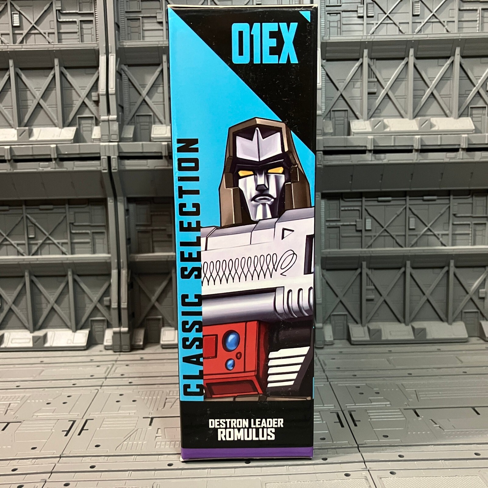 NewAge S-01EX Romulus, Toy version Megatron