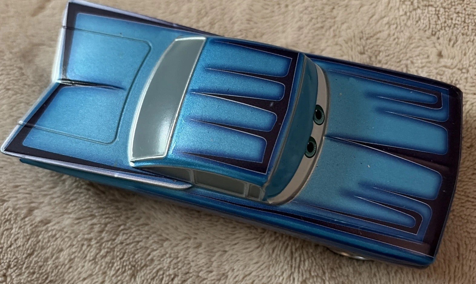 Disney Pixar Cars – Blue Intro Pull & Race Ramone – Diecast Metal 1:43
