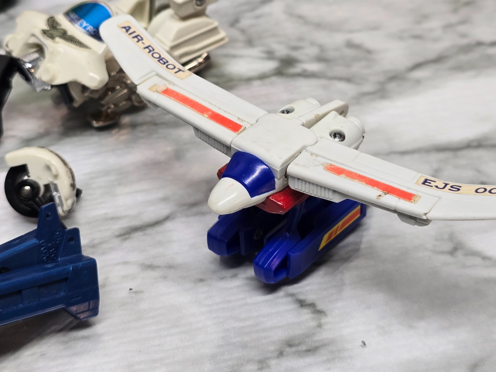 Assorted Bandai Gobots Action Figure Transformer Toy Lot / Replacement Repair