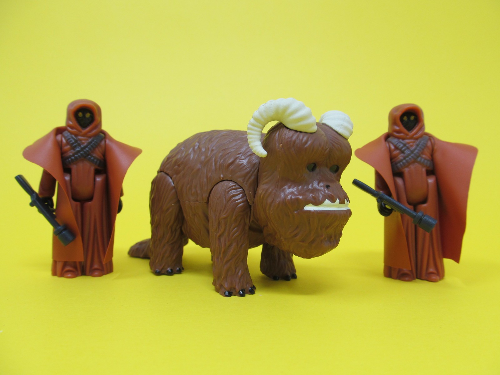 Baby Beast & 2 Scavengers desert bundle Stan Solo vintage-style figures