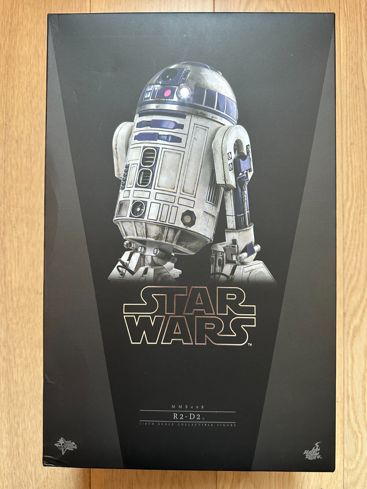 Hot Toys MMS 408 Star Wars VII The Force Awakens R2D2 R2-D2 Figure (Poor Box)