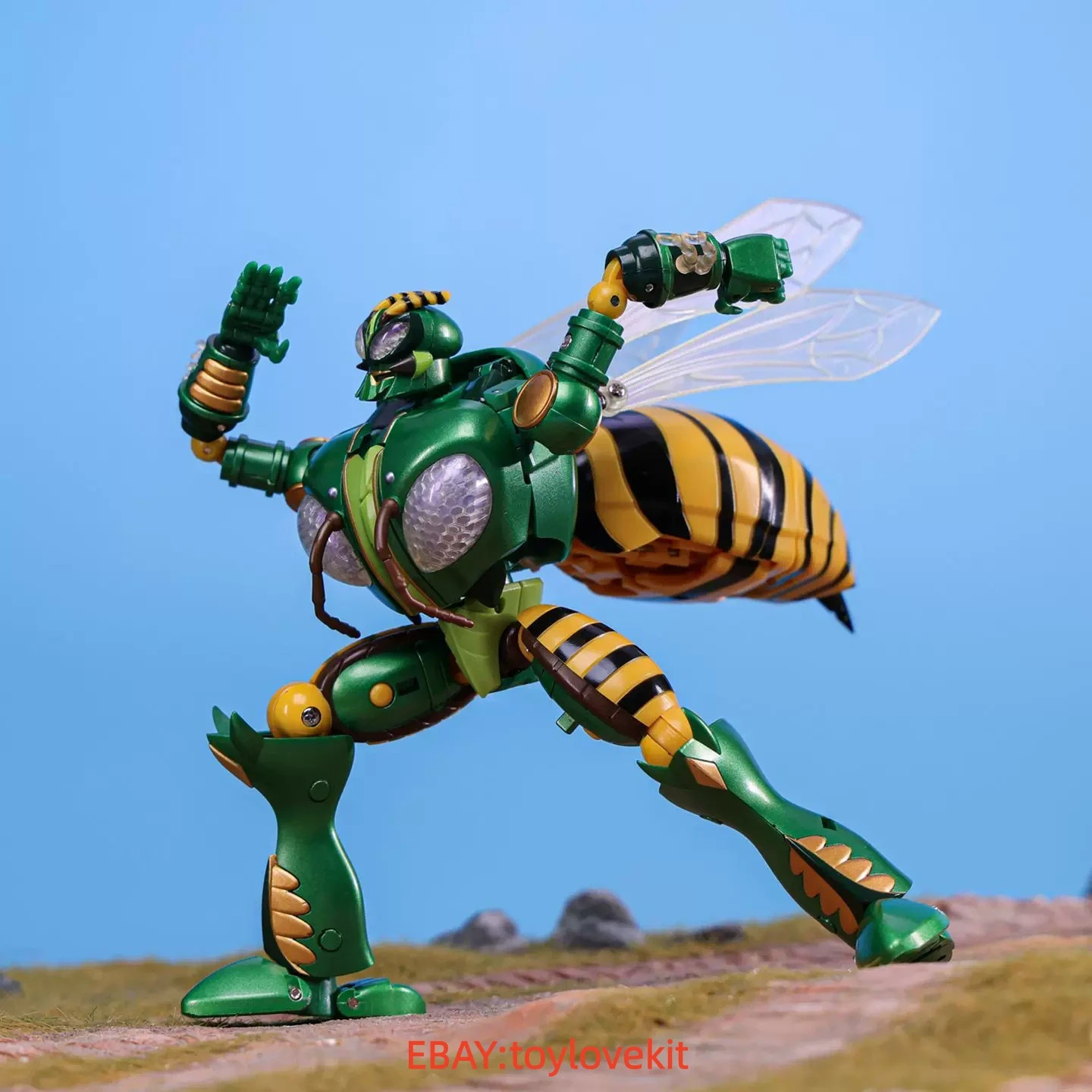 Robot Toys RT-D02 Transforms BW Beedrill Waspinator Action Figure STOCK 6.5&Prime;