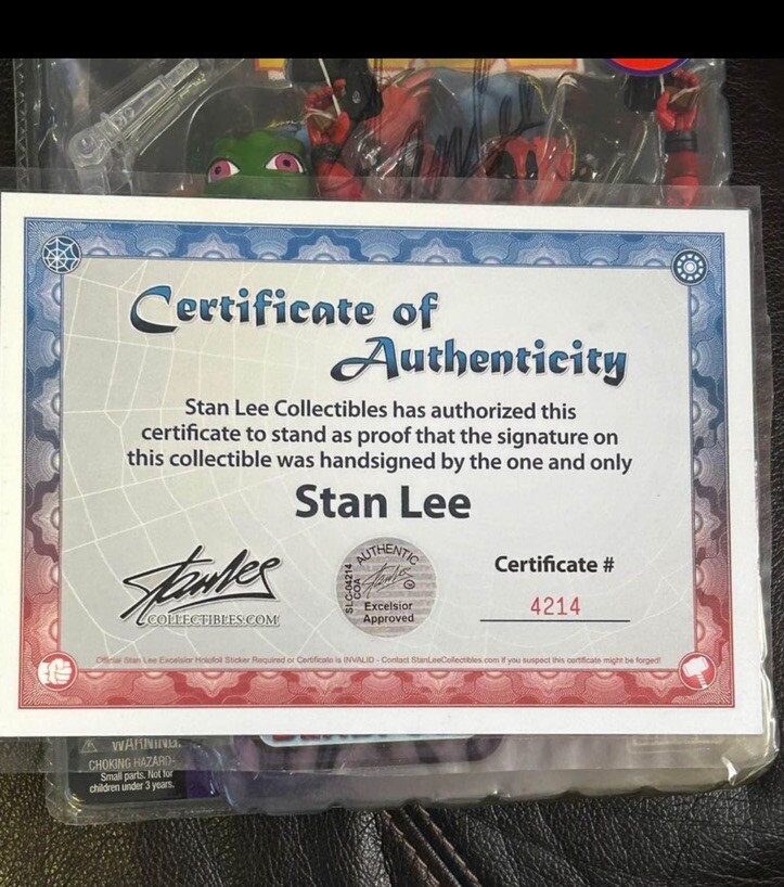 Deadpool Marvel Legends Stan Lee Autographed