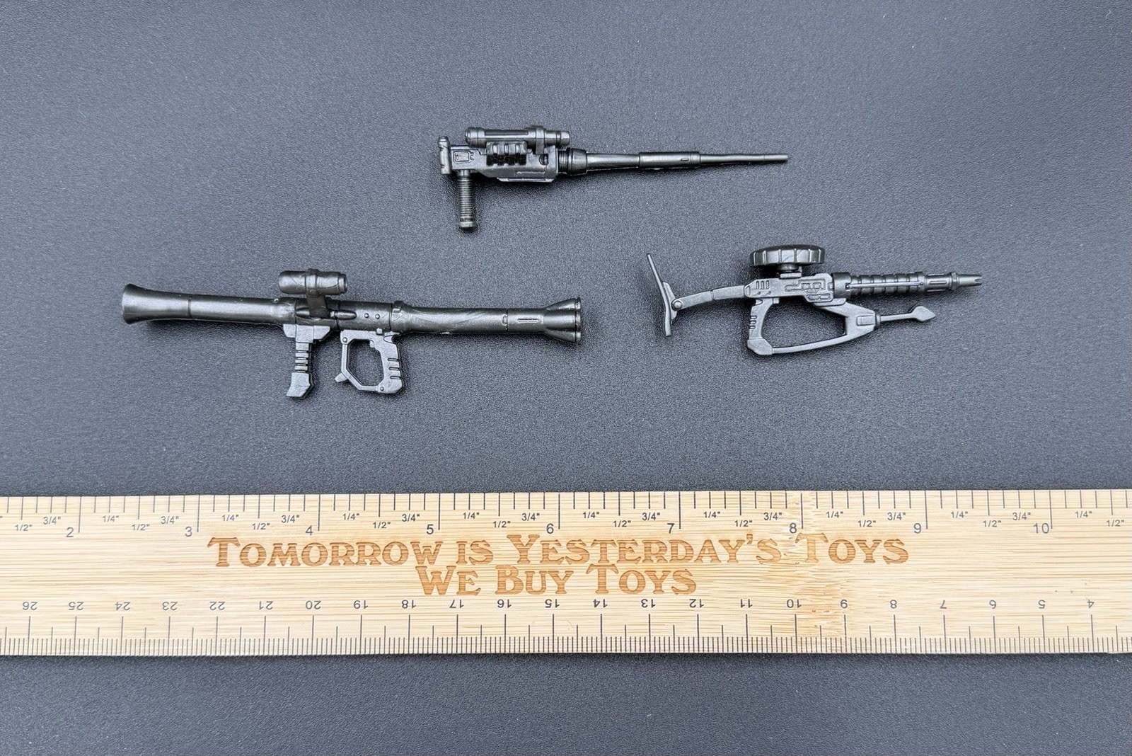 Bandai Gundam MS-06S Char&rsquo;s Zaku Mobile Suit Weapons
