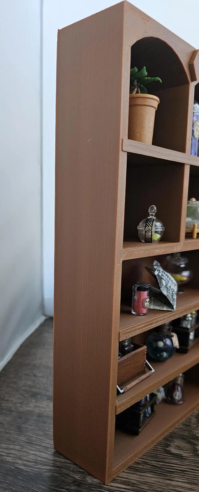 Miniature Wall/Tabletop Brown Display Shelf MiniVerse, MiniBrand, Trinkets 1:6