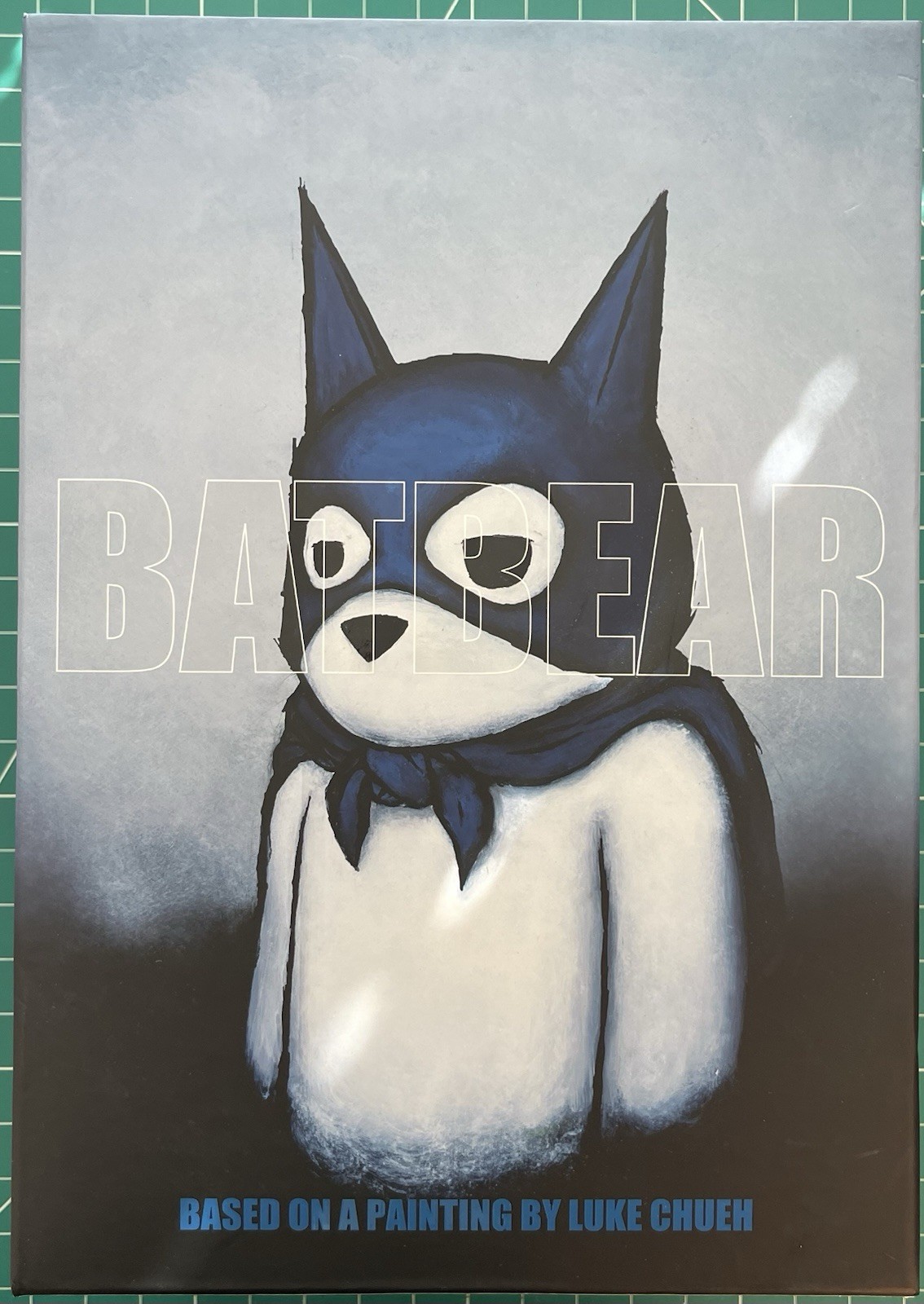 Luke Chueh x Mighty Jaxx Signed Bat Bear White & Gold Chrome 2016 LE 100 Rare