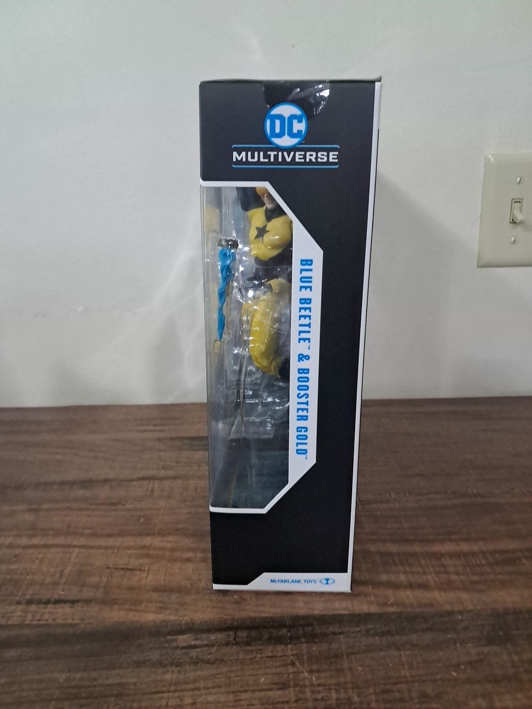 McFarlane Toys DC Multiverse Blue Beetle & Booster Gold 2-Pack 2022