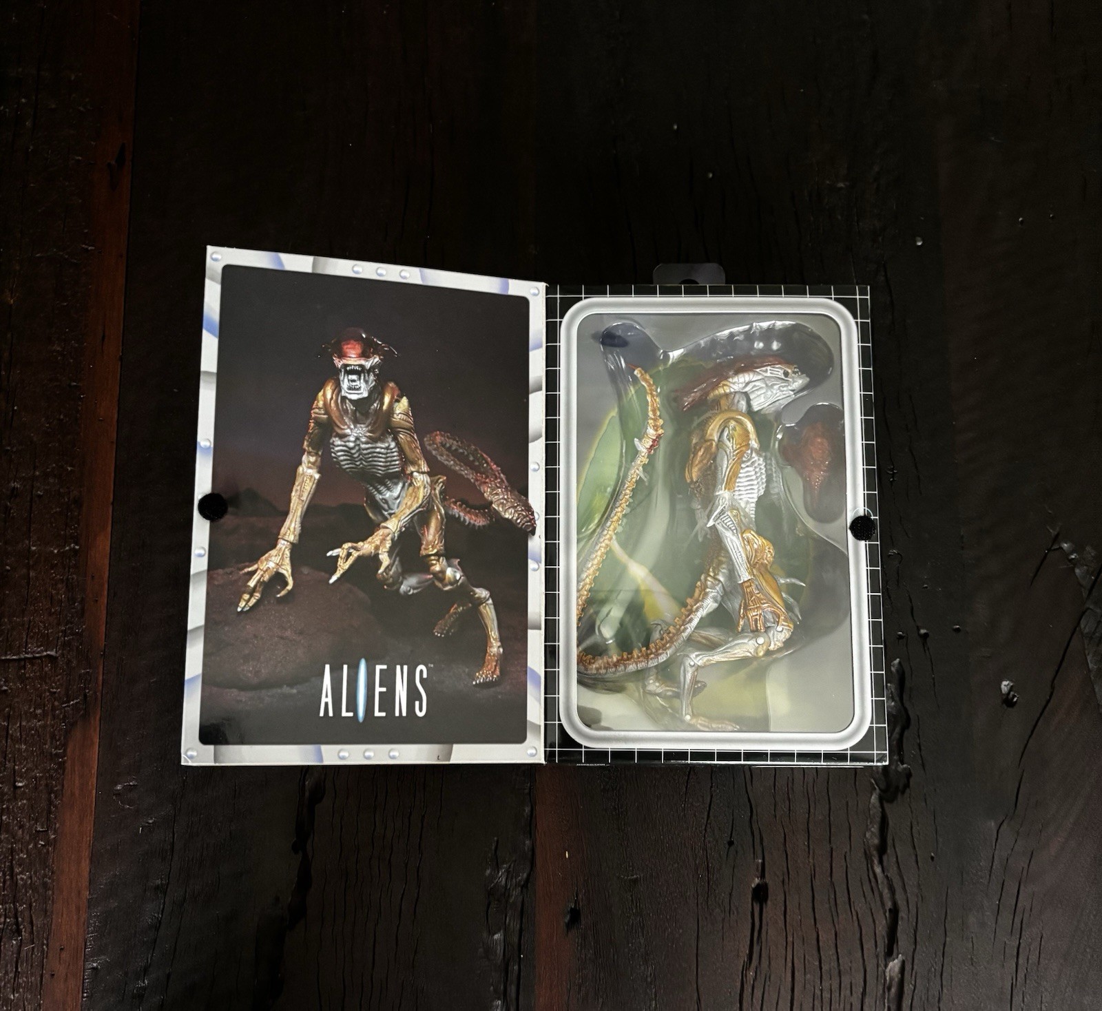 Neca Aliens Panther Alien Figure New