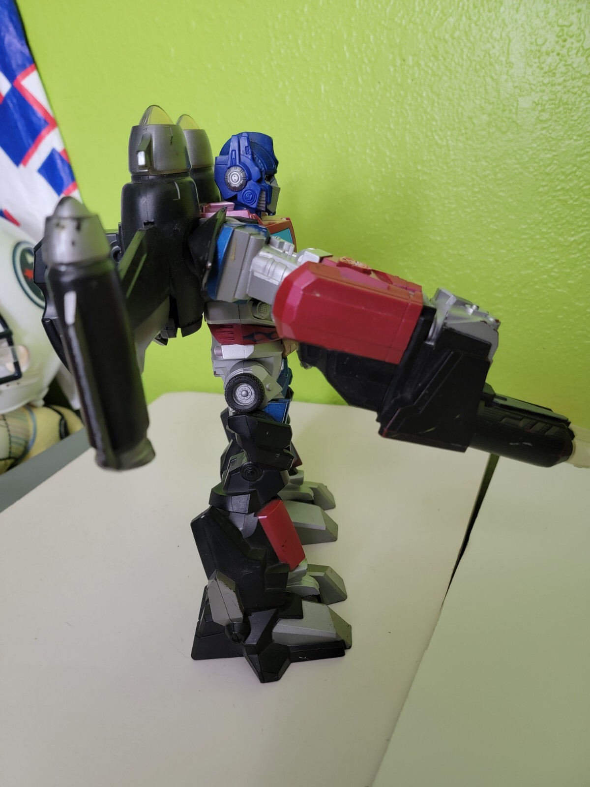 Hasbro Transformer Mega Power Bots Jet Optimus Prime 12&Prime; Figure Action Toy