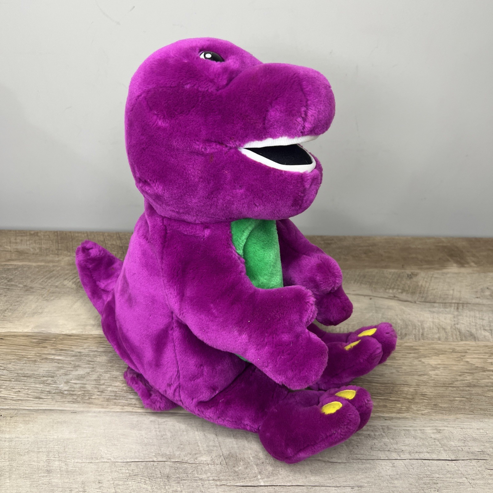 1997 ActiMates Barney Microsoft Talking Singing Interactive *Non-Working*