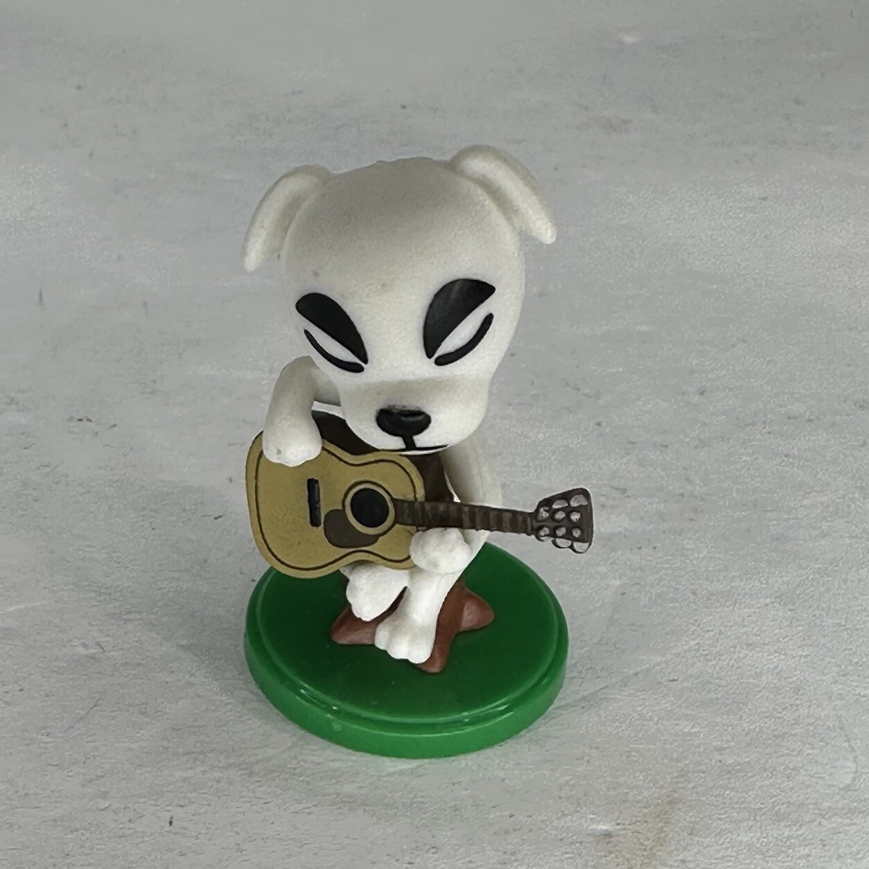 Animal Crossing New Leaf 1.5&Prime; K.K Slider Choco Egg Figure Gashapon Furuta