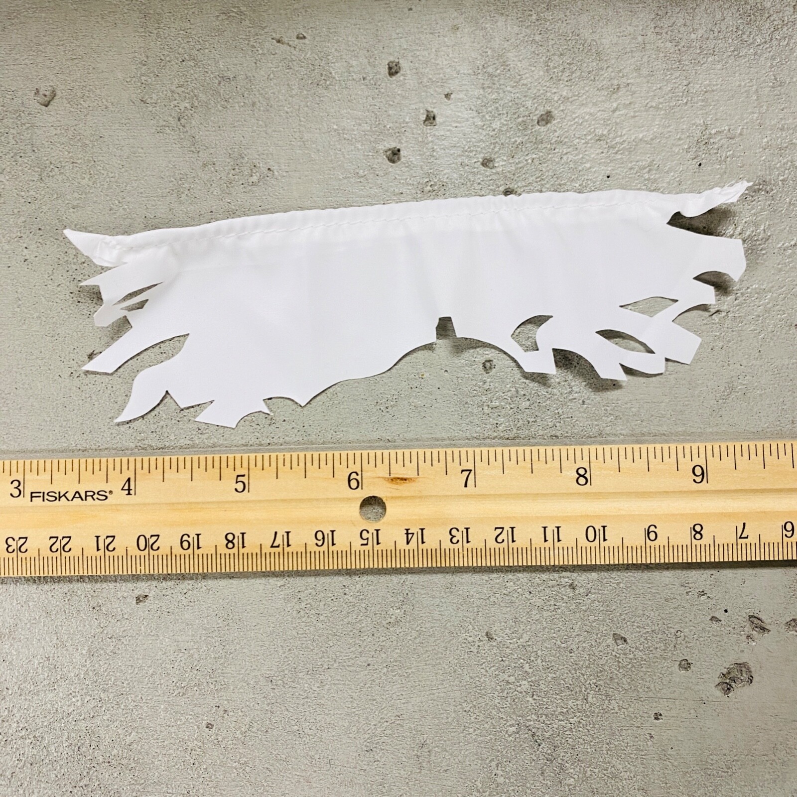 SU-375-SC-WH: White Wired Scarf for 1/12 or 1/18 Action Figures (No Tracking)