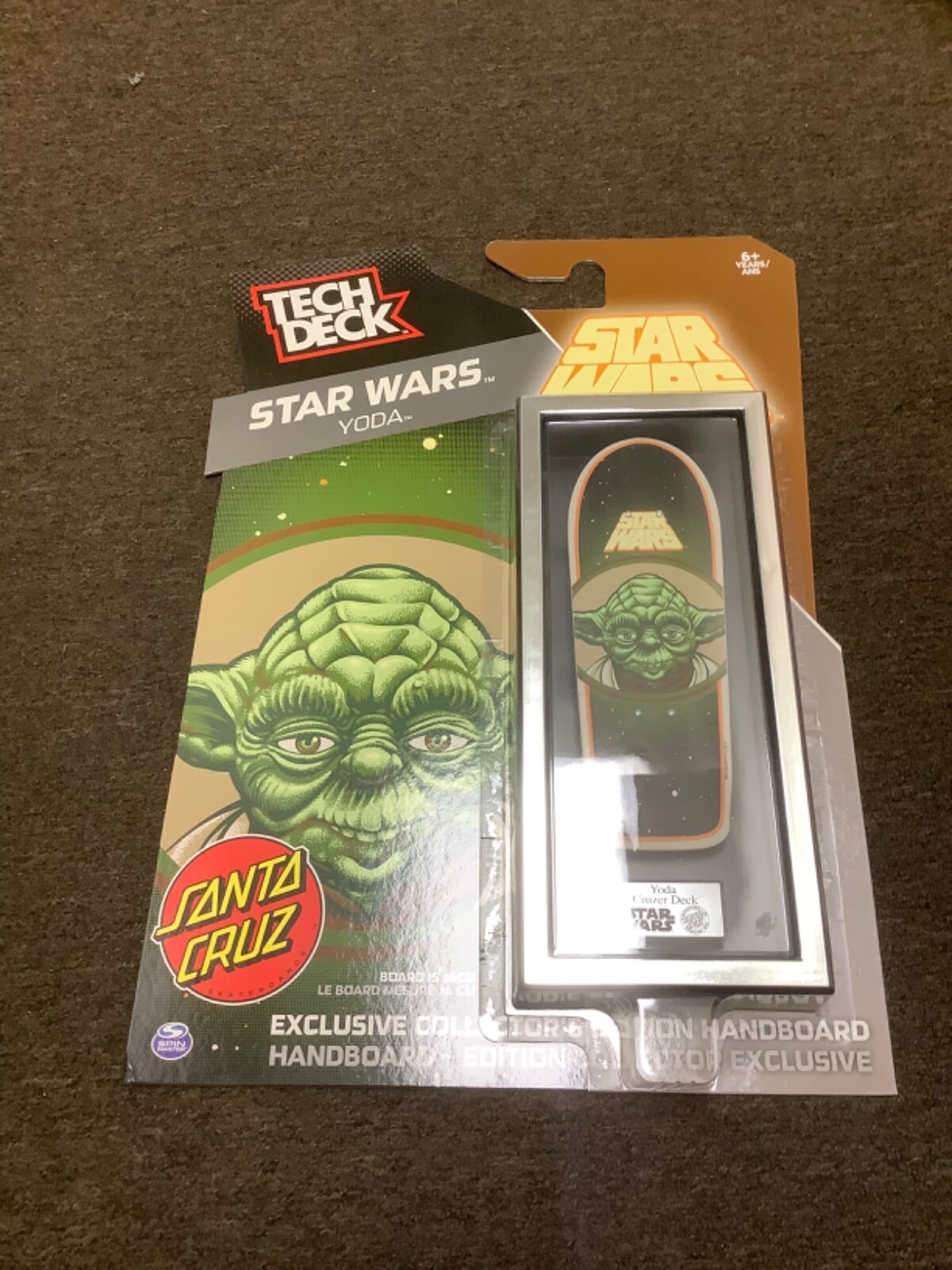 TECH DECK Exclusive Collector&rsquo;s Edition Hand board Santa Cruz Star Wars Yoda