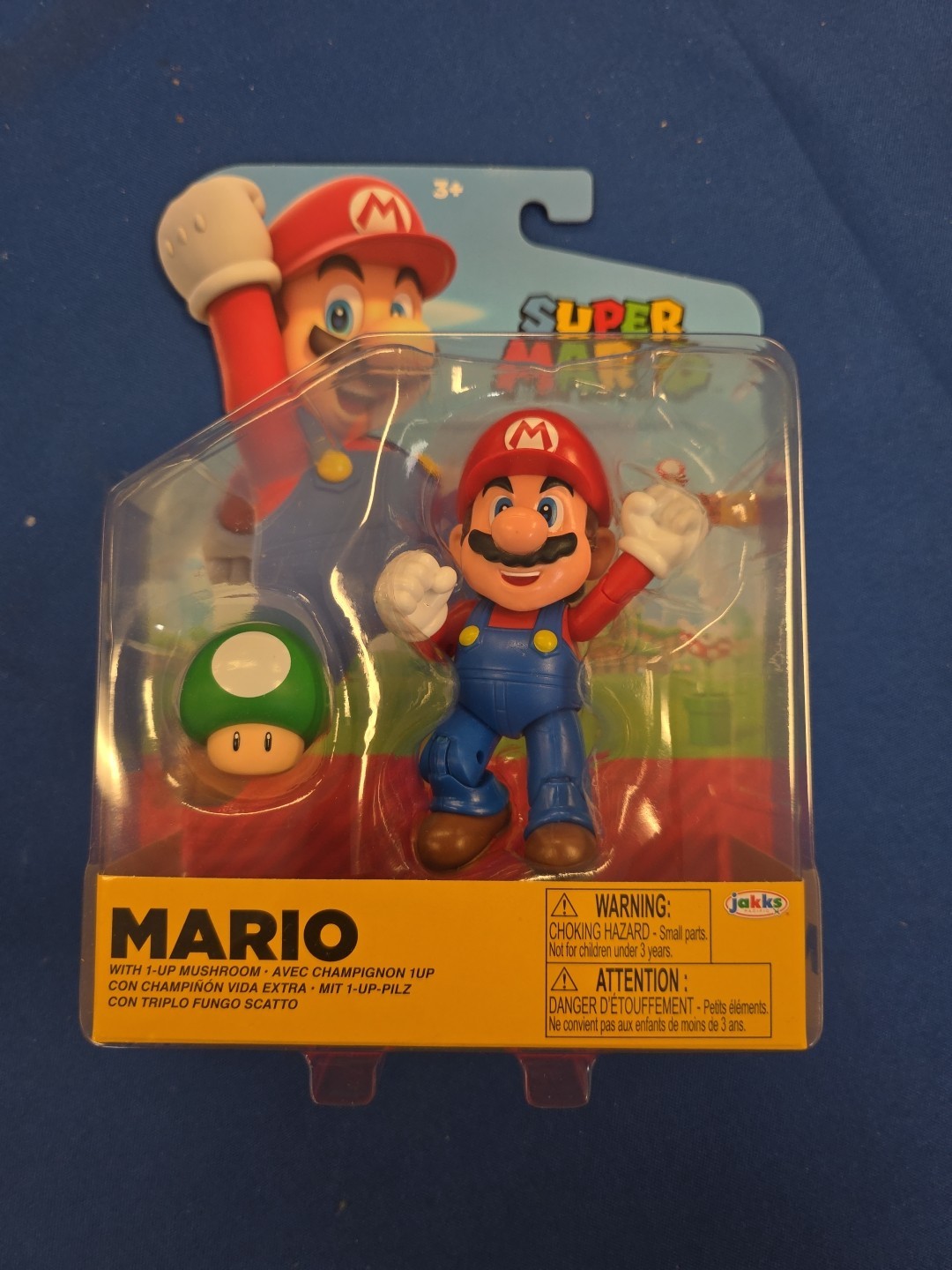 Jakks Pacific 42679 World Of Nintendo 4 Inch Mario W/1-up Mushroom Action Figure