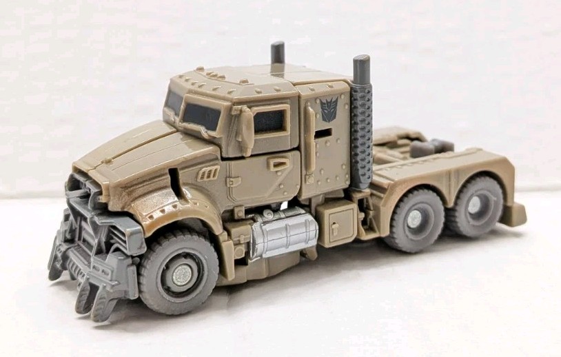 Transformers Megatron DOTM Cyberverse Commander Class Action Figure