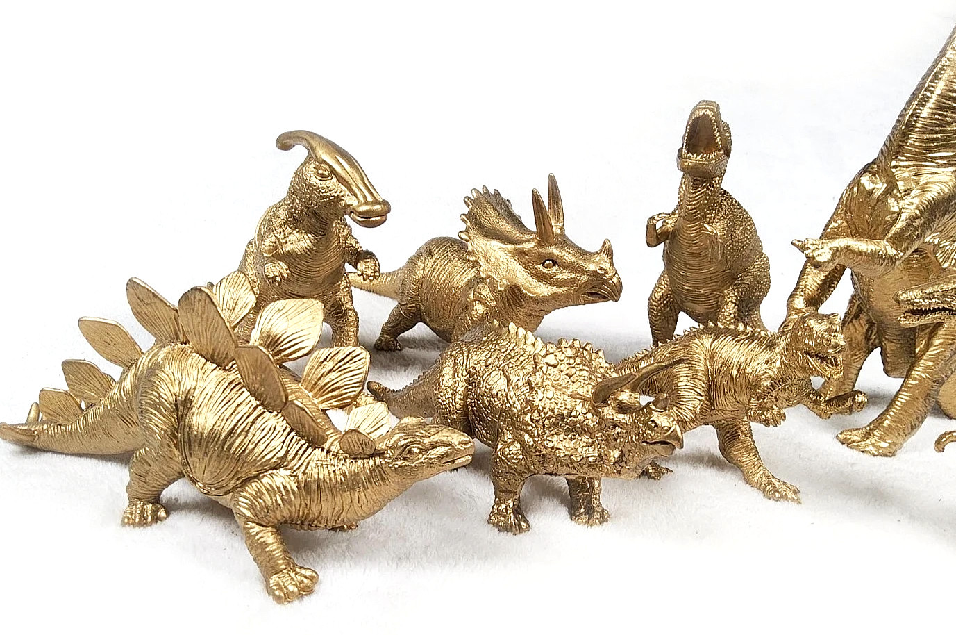 Lot of 8 Vintage Dolgen Gold/Brass-Color Vinyl/Plastic Dinosaurs • EUC