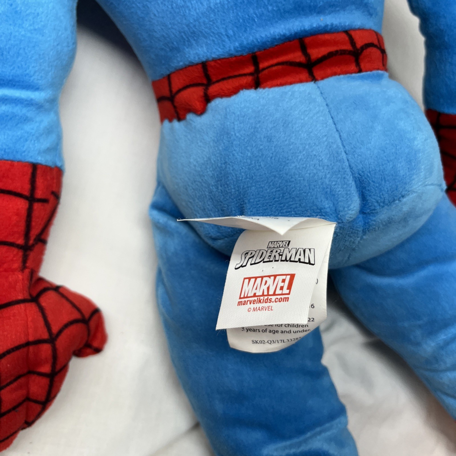 Marvel Ultimate SPIDER-MAN Large Jumbo Stuffed Plush Doll Figure Toy 24” inches
