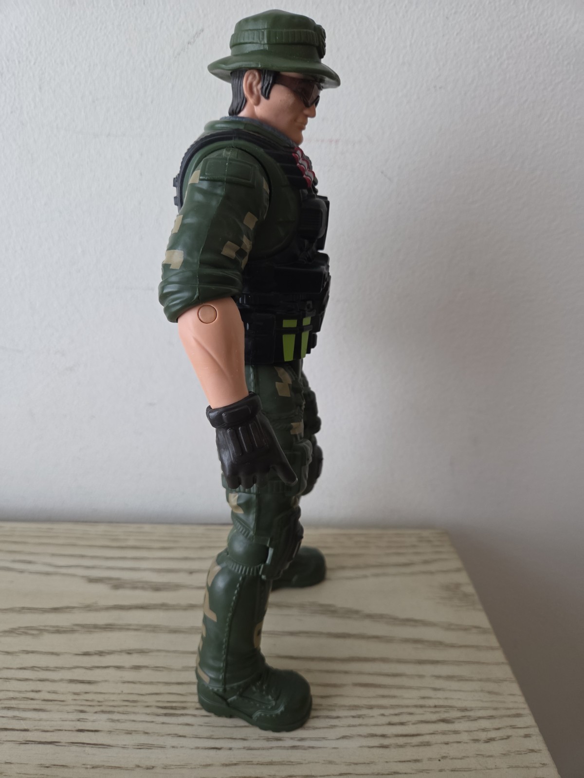 Freedom Fighter 12” Fully Jointed Action Figure Soldier Army Camo