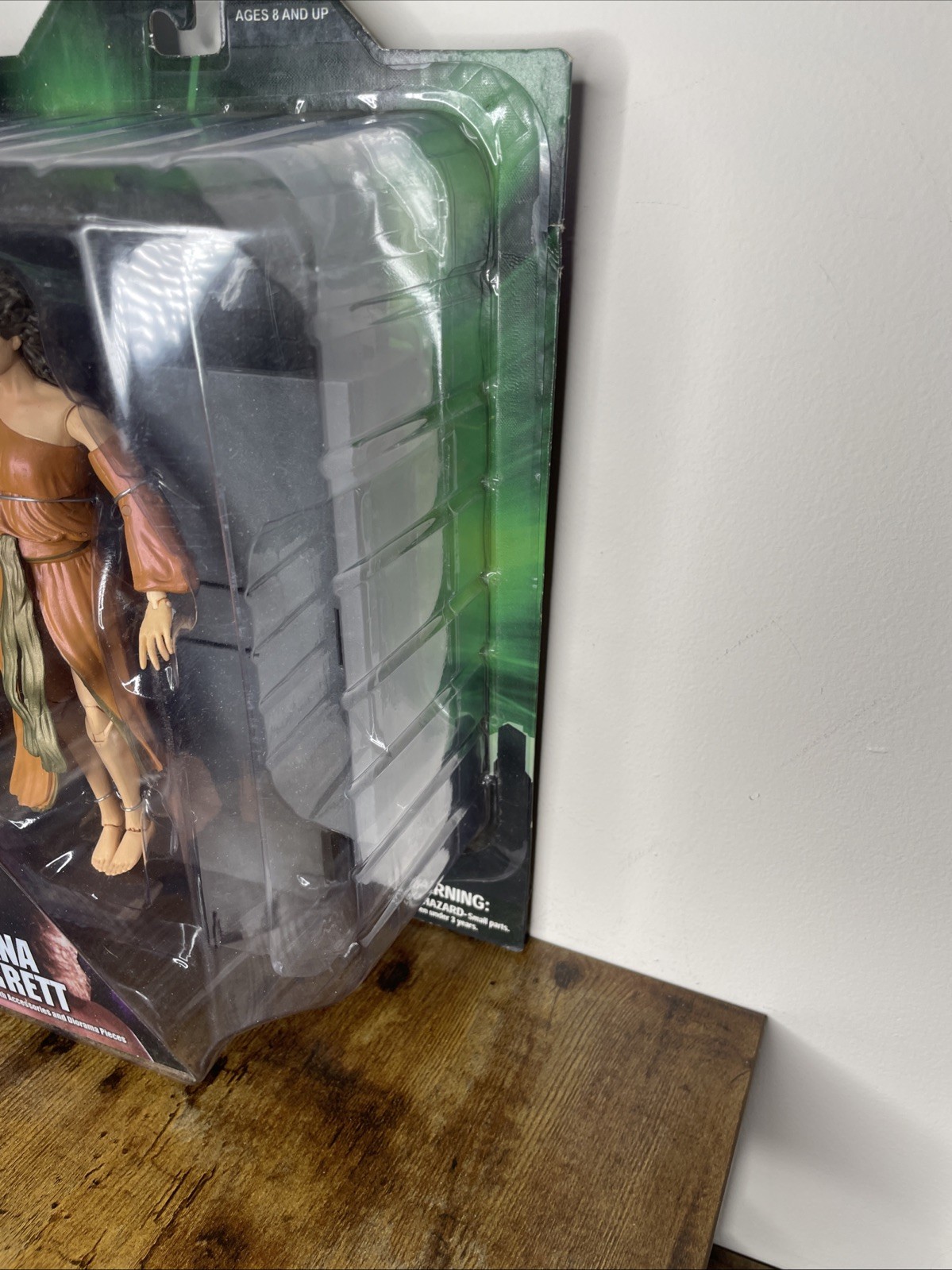 Ghostbusters 2016 Dana Barrett Diamond Select New-In Box sealed Deluxe Figure