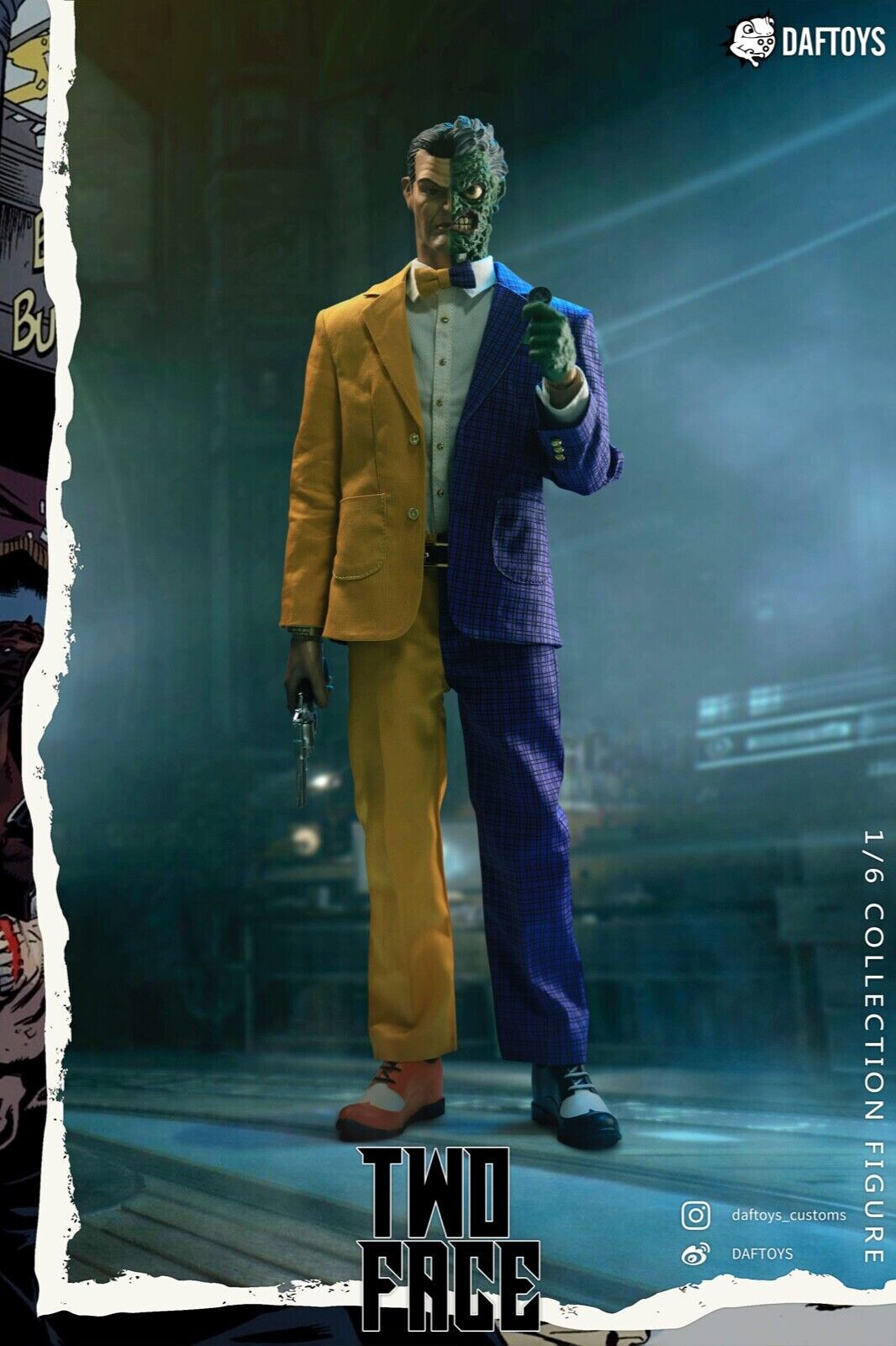 DAFTOYS DC COMICS TWO-FACE 12&Prime; 1/6 ACTION FIGURE BATMAN HARVEY DENT IN HAND *US*
