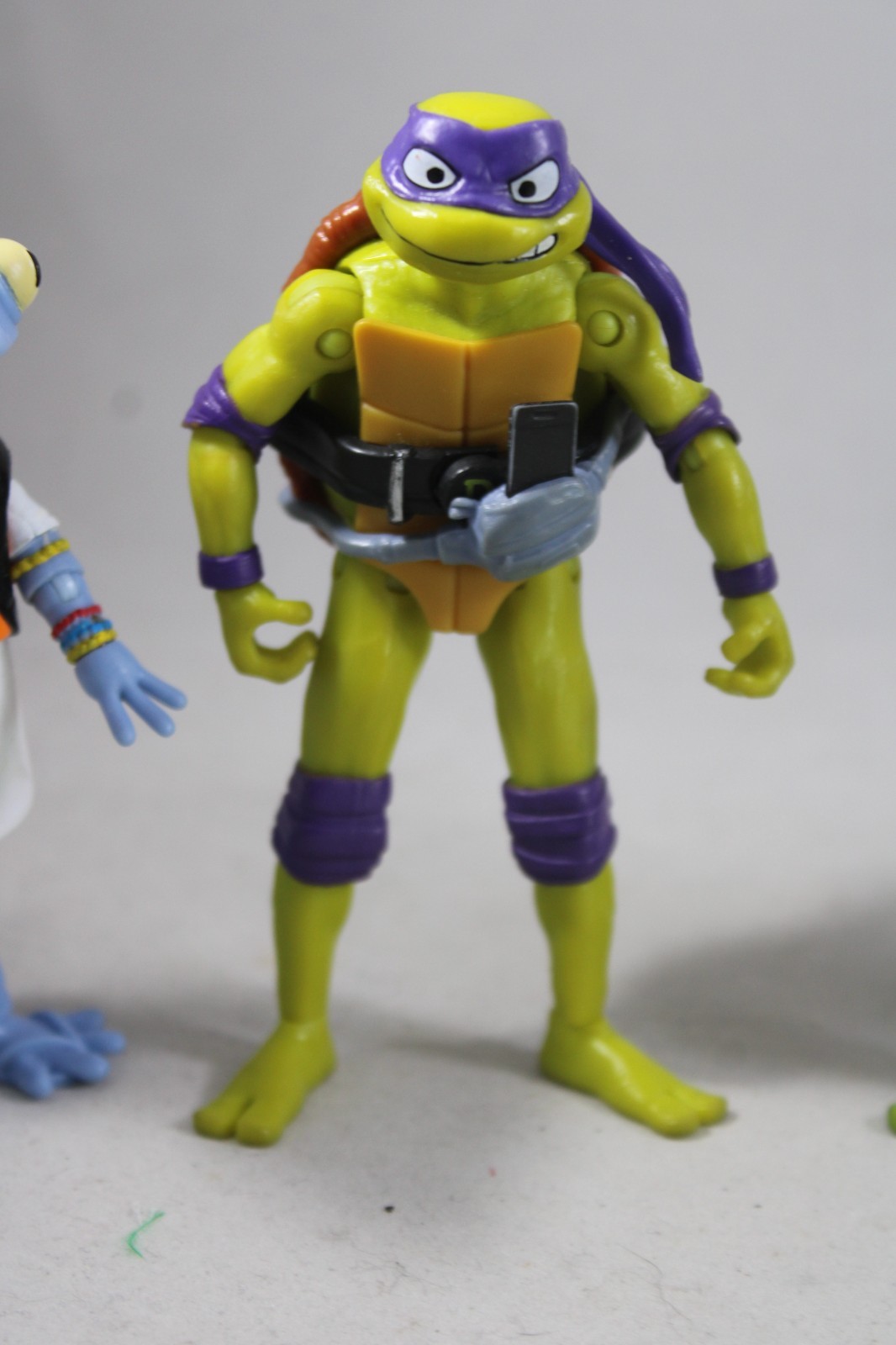 TMNT Mutant Mayhem Action Figure Set Raphael Leonardo Lot Loose Mondo Gecko