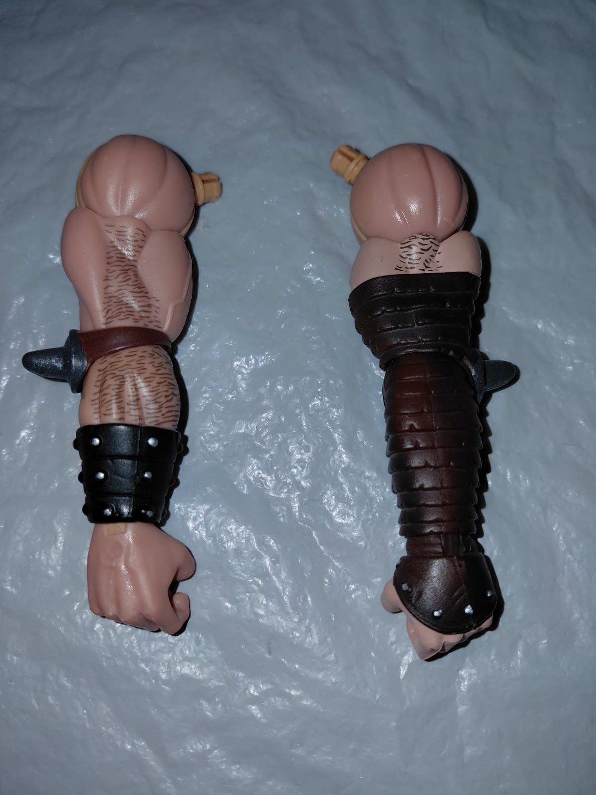 2008 Hasbro Marvel Legends Ares Build A Figure Parts: Right Arm & Left Arm