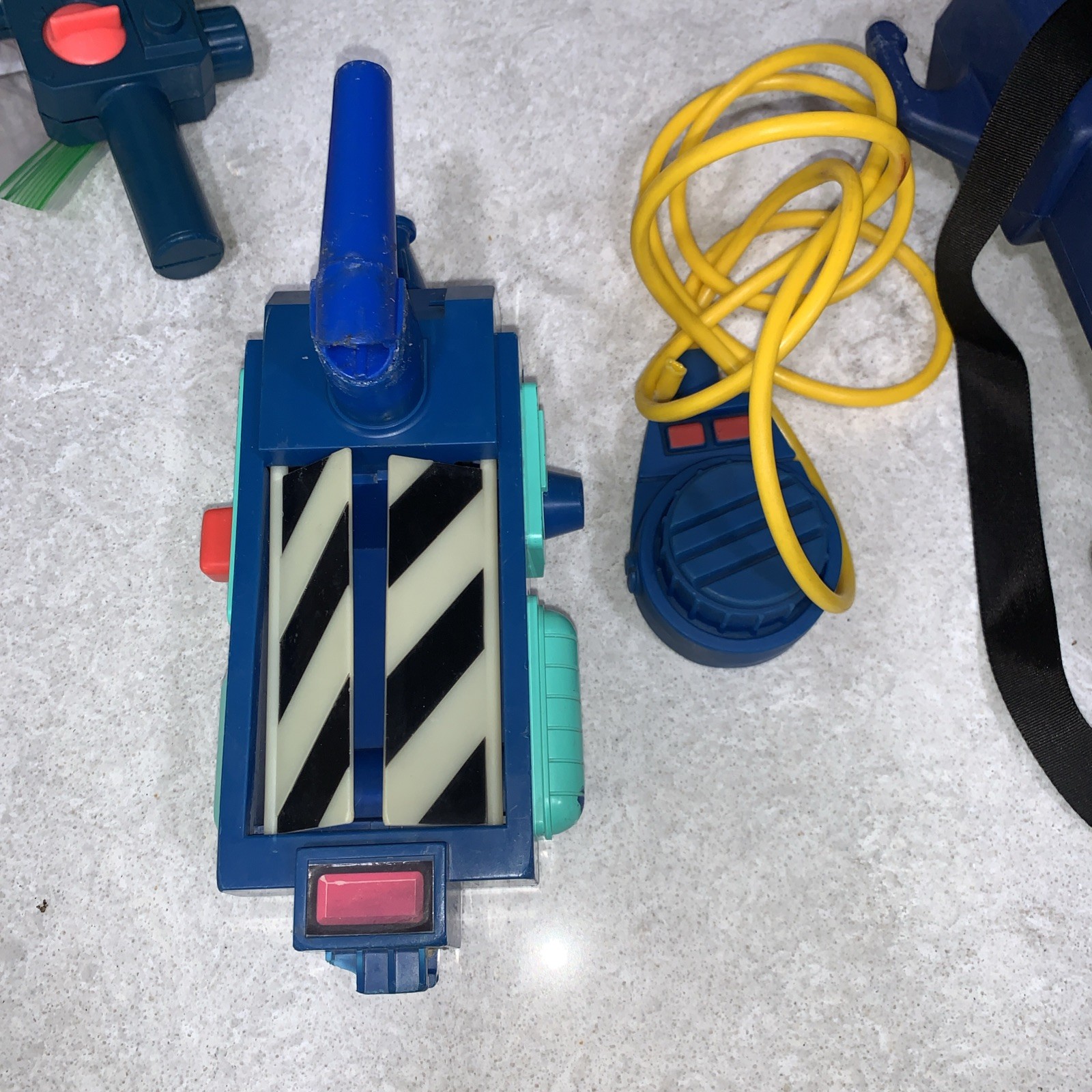 Real Ghostbusters Proton Pack 1986 Kenner Plus Ghost Trap
