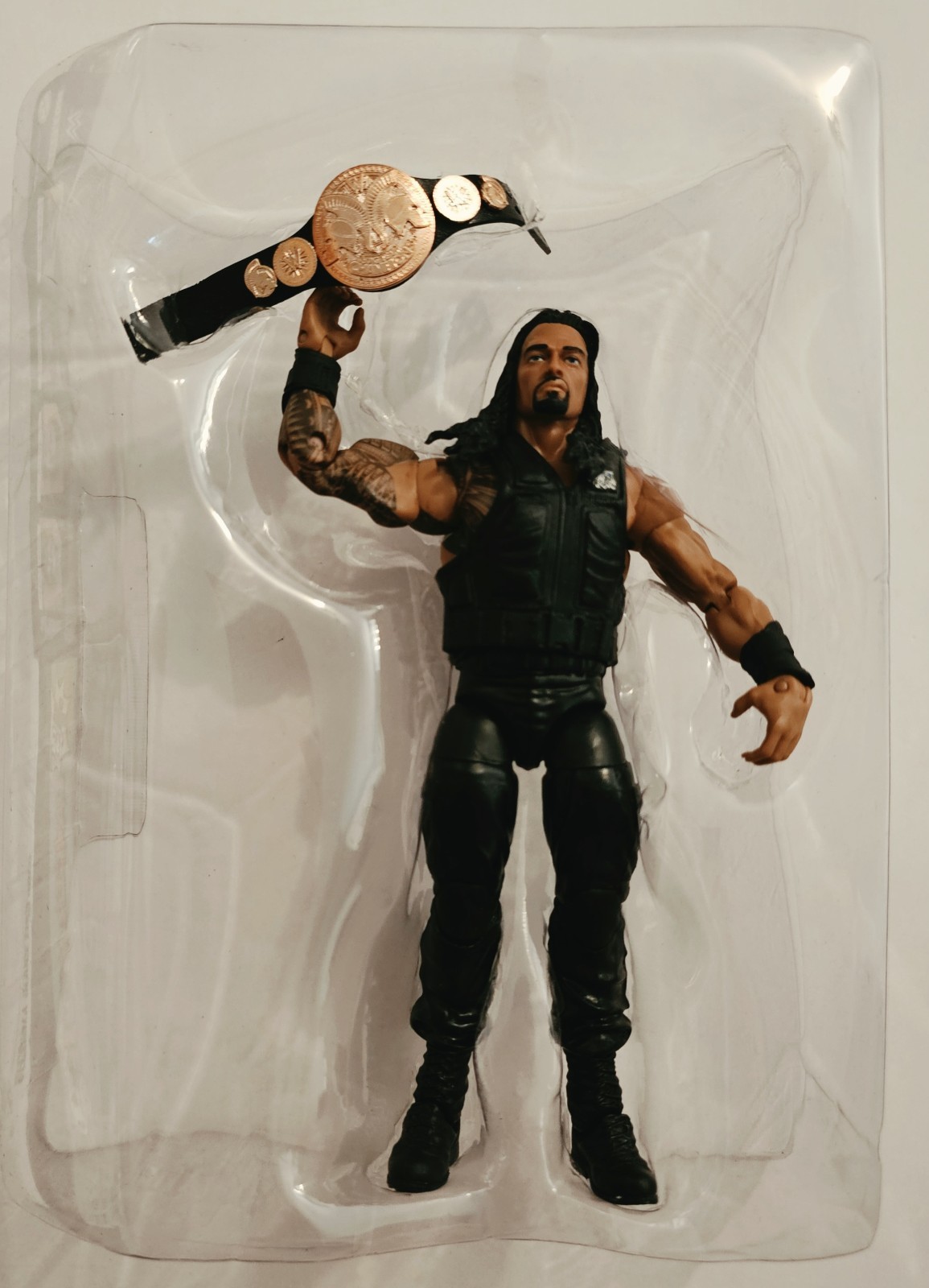 WWE ELITE COLLECTION SERIES #33 ROMAN REIGNS with TAG TEAM CHAMPIONSHIP BELT