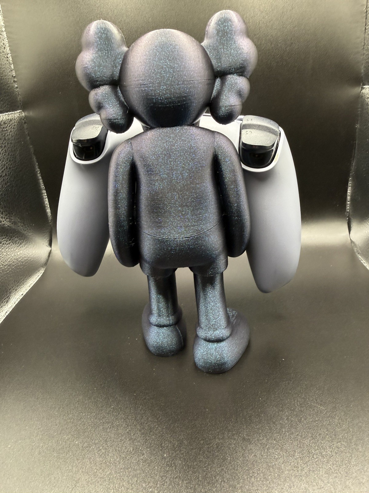 Kaws Xbox/PS5 Controller Holder (3d Printed)
