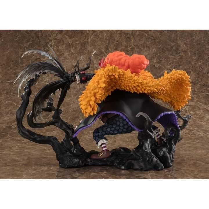 Round1 Figuart ZERO Marshall D Teach Black Vortex Kurouzu One Piece Bandai Namco