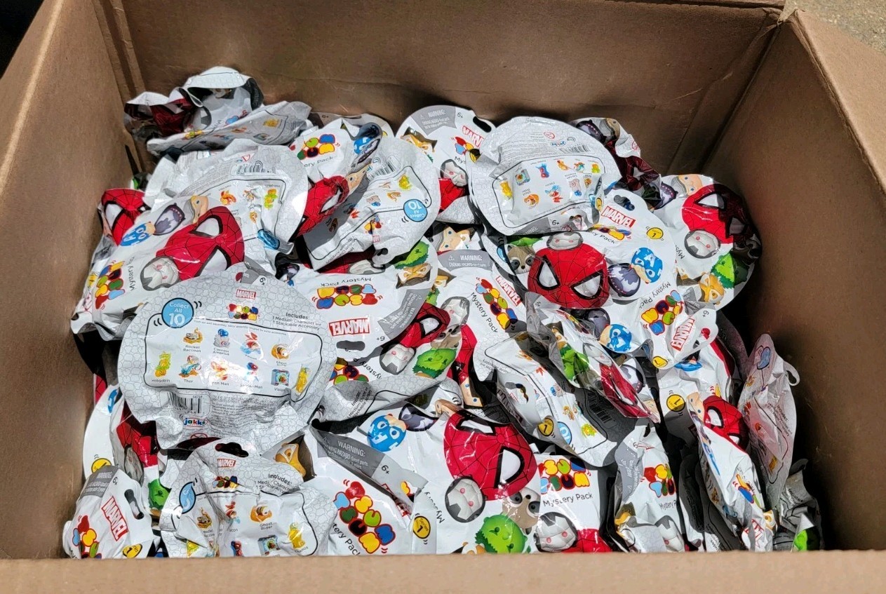 Lot of 50 TSUM TSUM Mystery Pack Series 1 Blind Bags NEW
