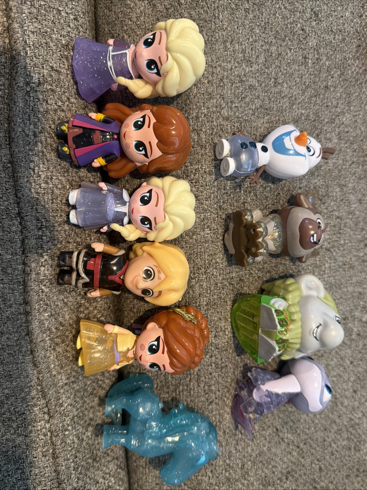 Frozen 2 Whisper And Glow (Kristof, Seven, Anna, Olaf) Lot
