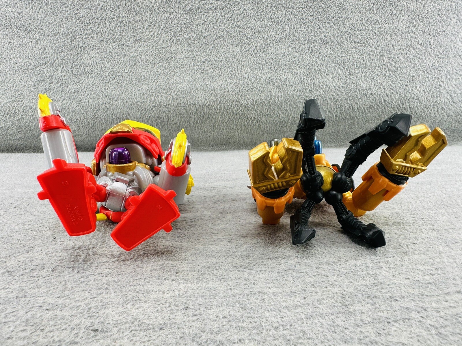 TREASURE X ROBOTS GOLD – Crab Robots, Robots Gold Blingjaro & 4 Base D1