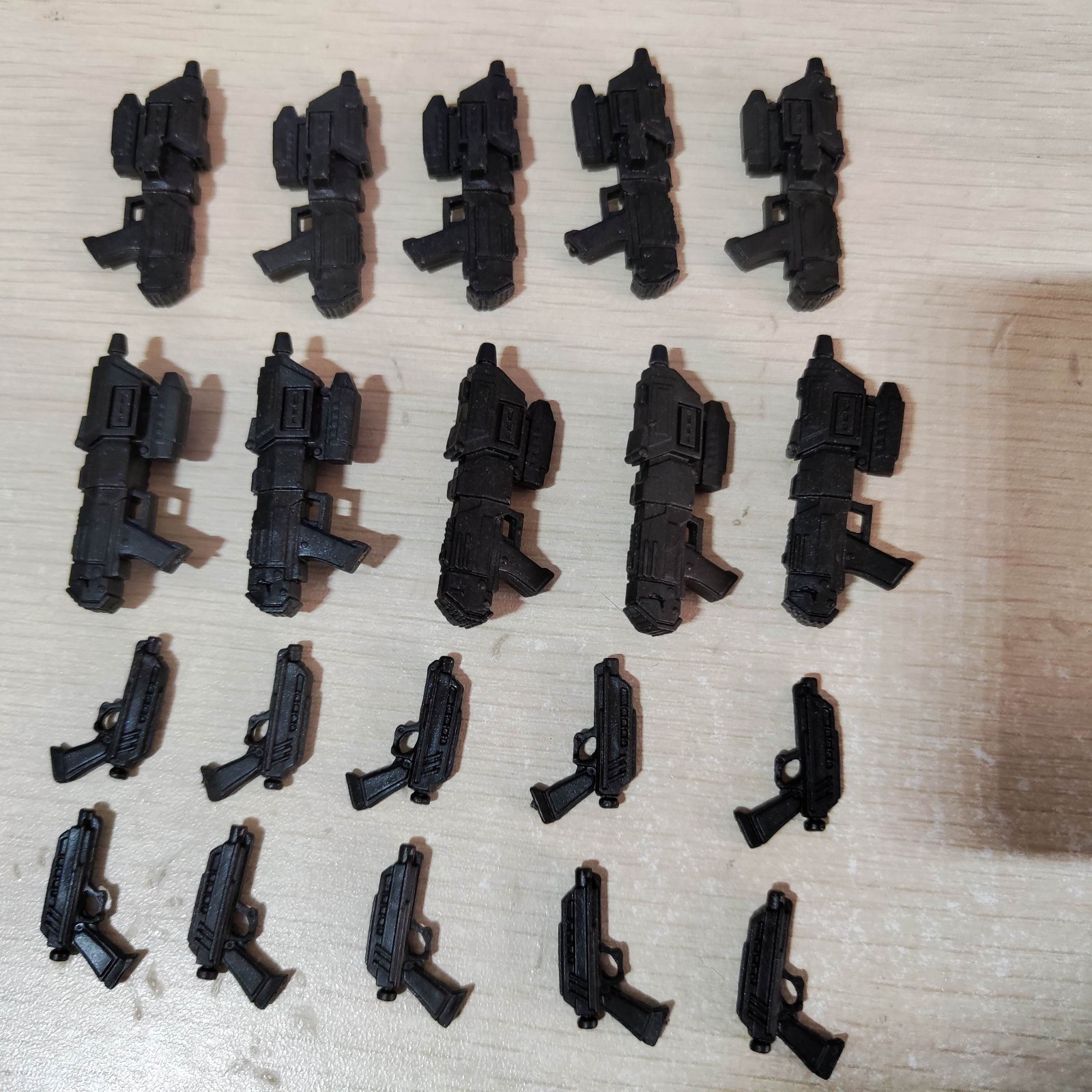 1:12 Scale 20pcs Star Wars DC-17M Blaster & DC-17 Pistol Gun for 6&Prime; Figure