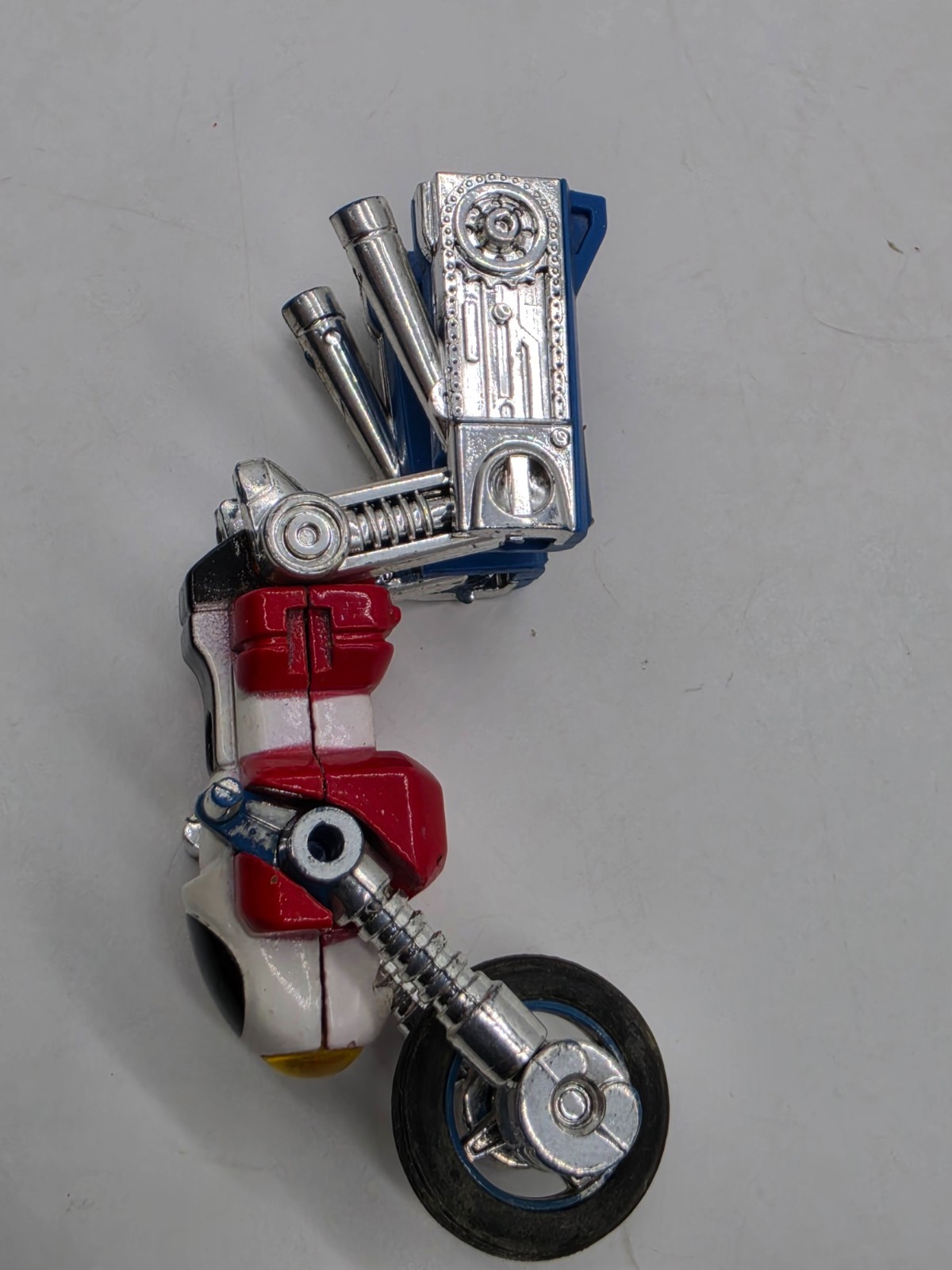 1982 GoBots 3&Prime; Cy-Kill Motorcycle Figure Tonka Bandai MR-01 w 1 Wheel incomplete
