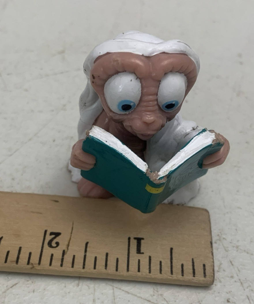 1982-88 E.T. The Extra-Terrestrial PVC Figures Bed Time Stories Qty 2 Toys